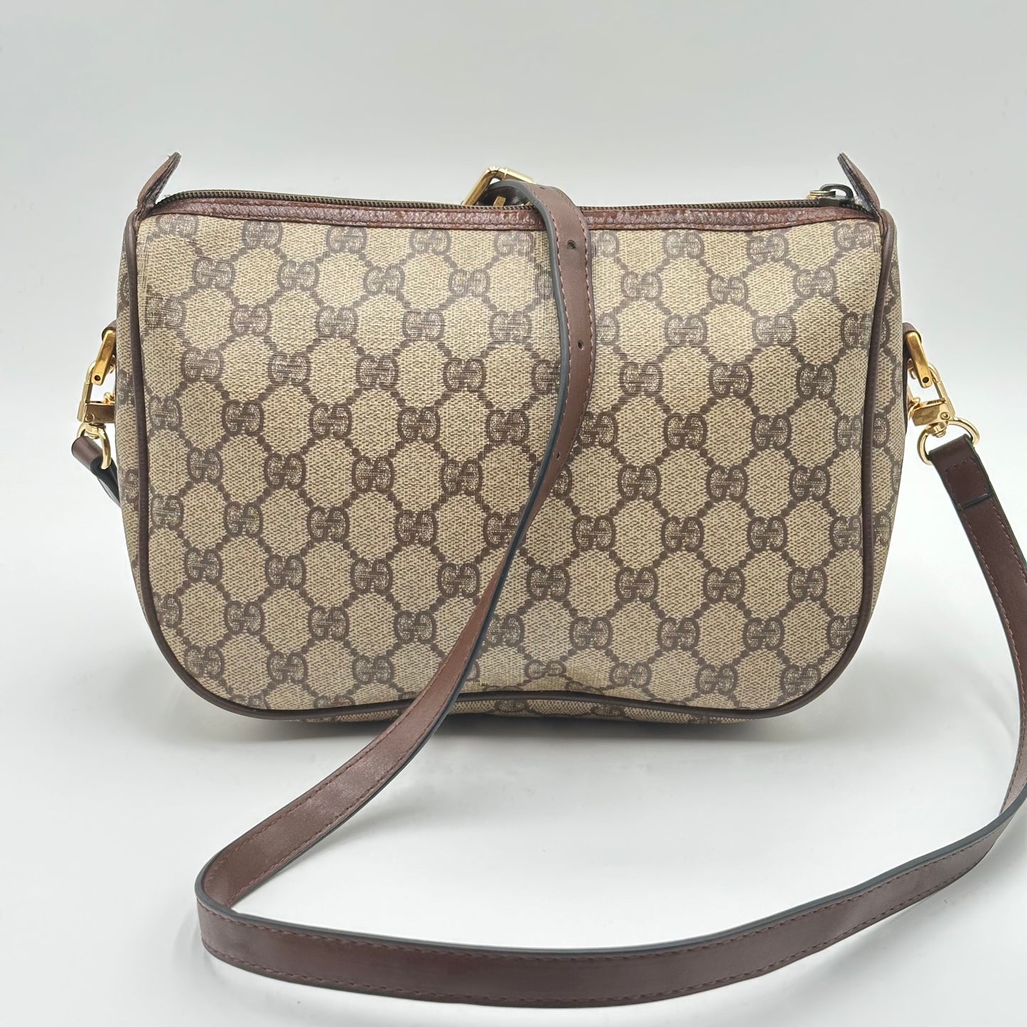 Authentic GUCCI GG Sherry Vintage Crossbody