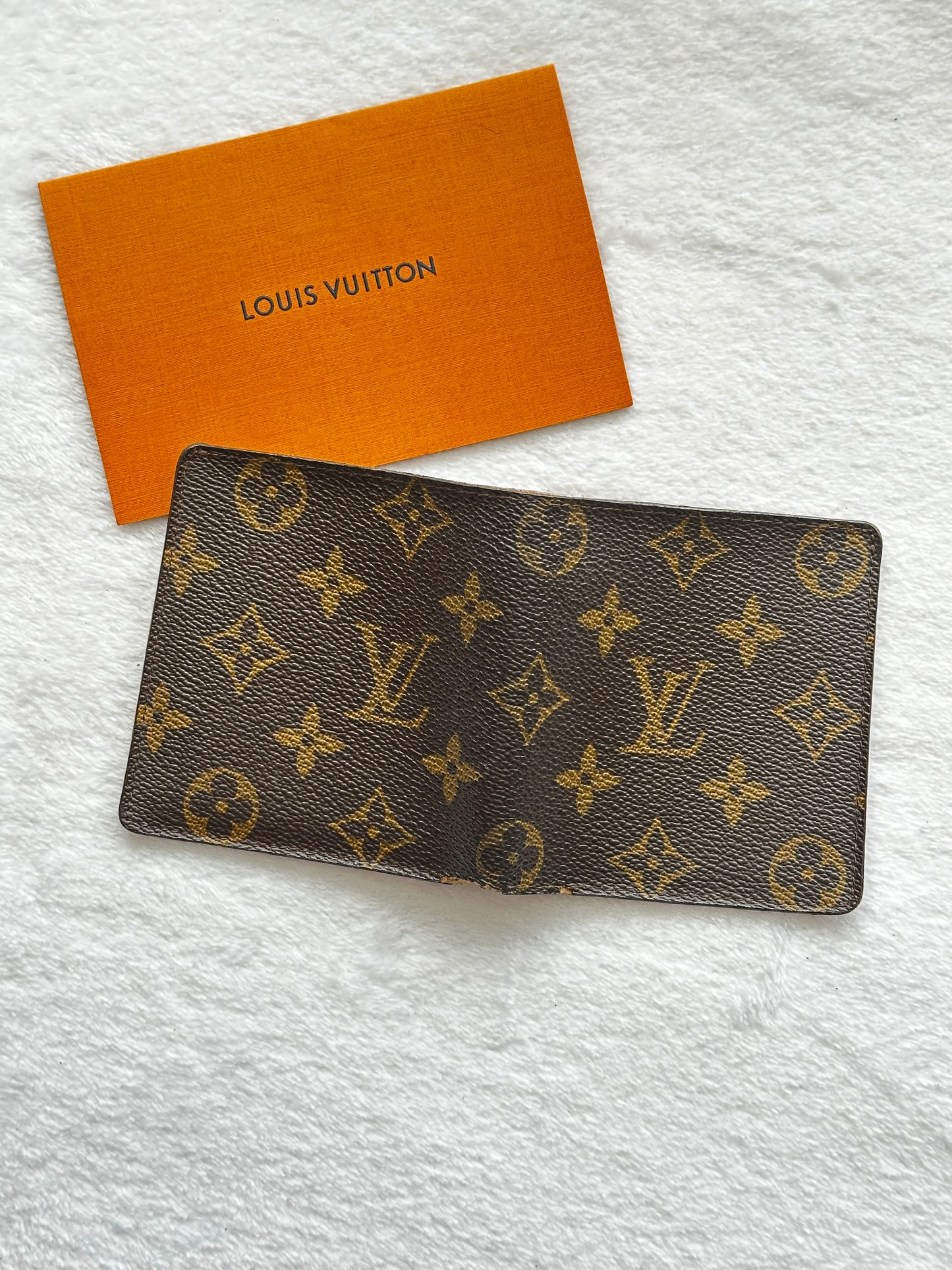 Authentic Lois Vuitton Monogram Mens Bifold Wallet