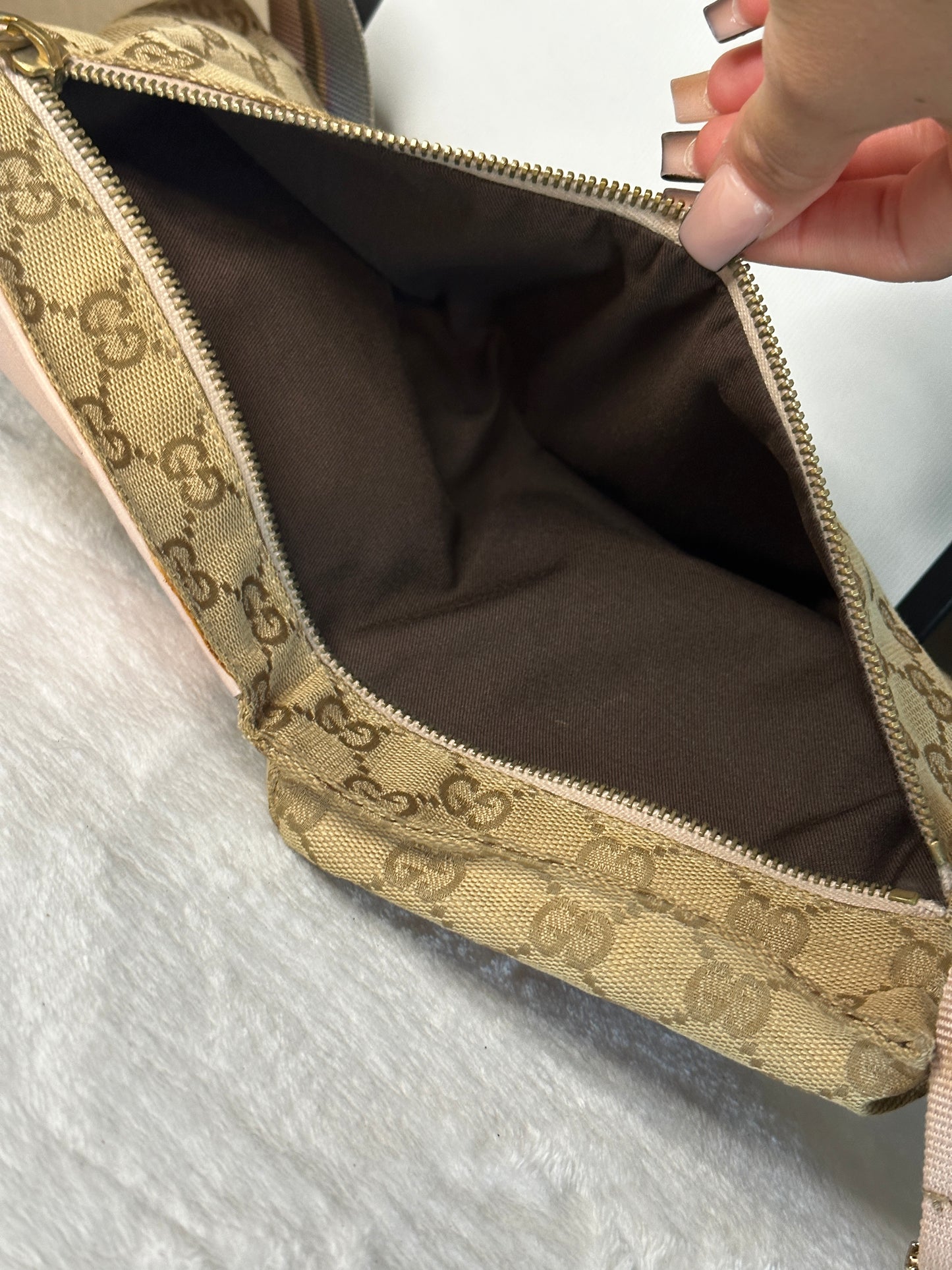 Authentic Gucci GG Canvas Pink Waist Belt Bag