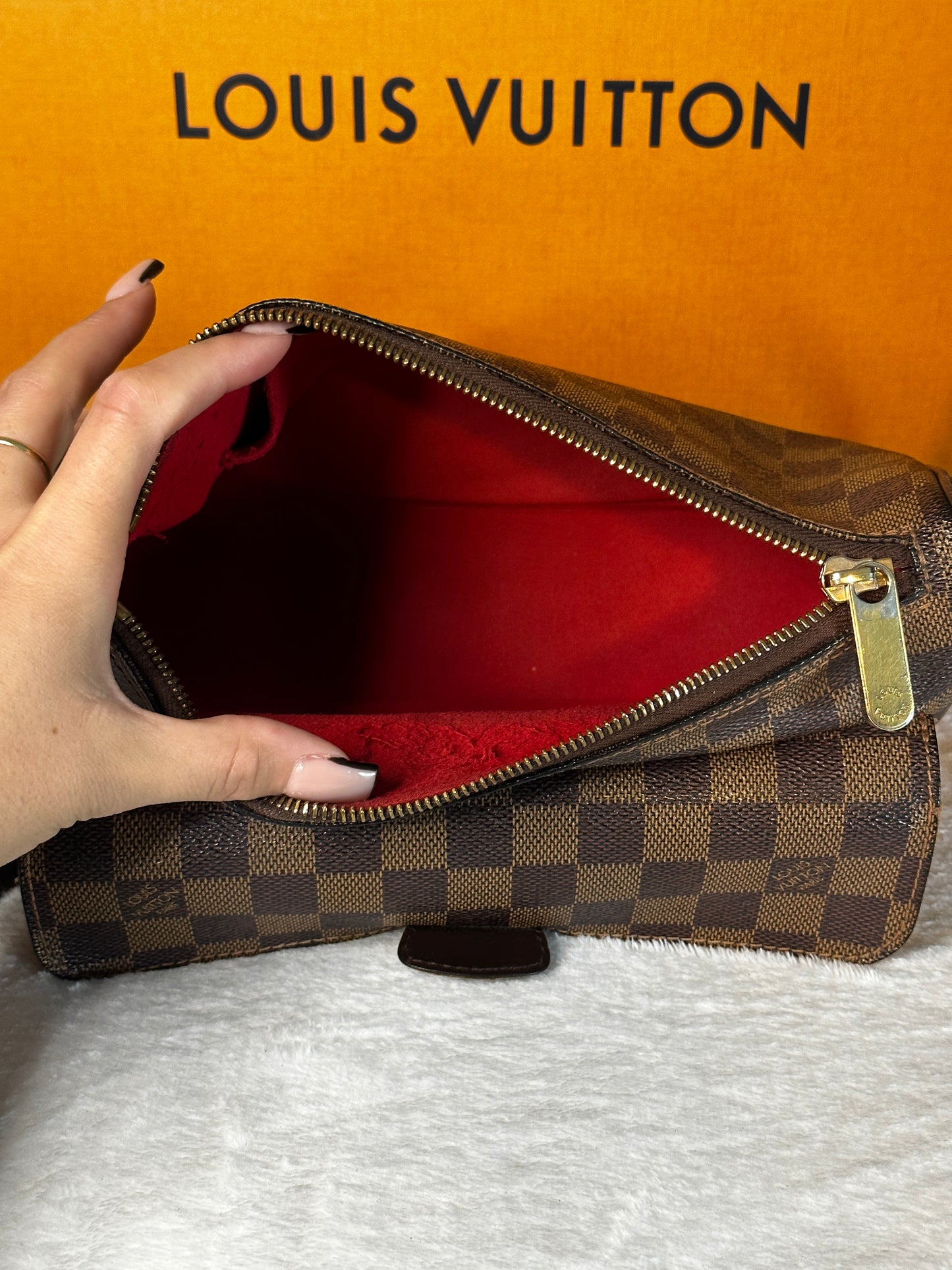 Authentic Louis Vuitton Damier Ebene Ravello GM Crossbody
