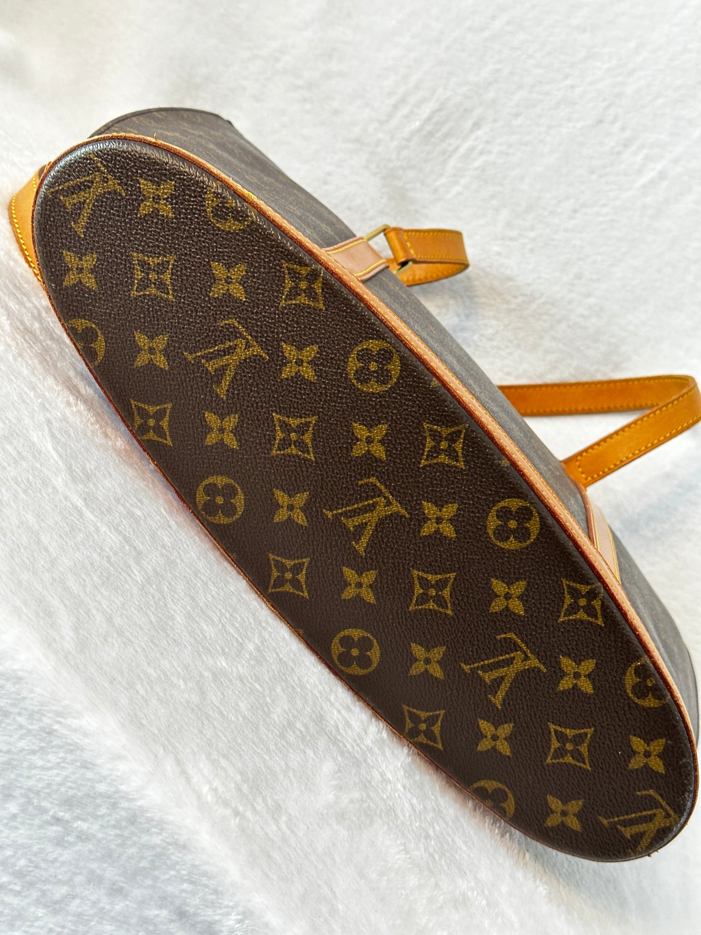 Authentic Louis Vuitton Monogram Babylone Tote