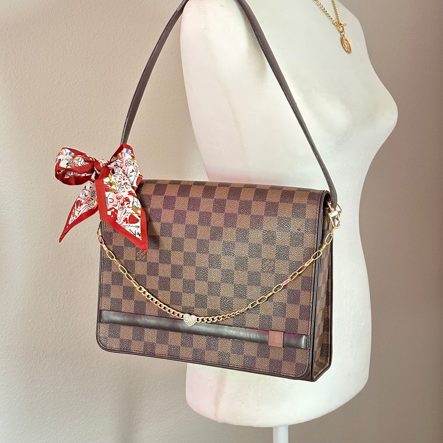 2007 Authentic Louis Vuitton Damier Ebene Tribeca Shoulder Handbag