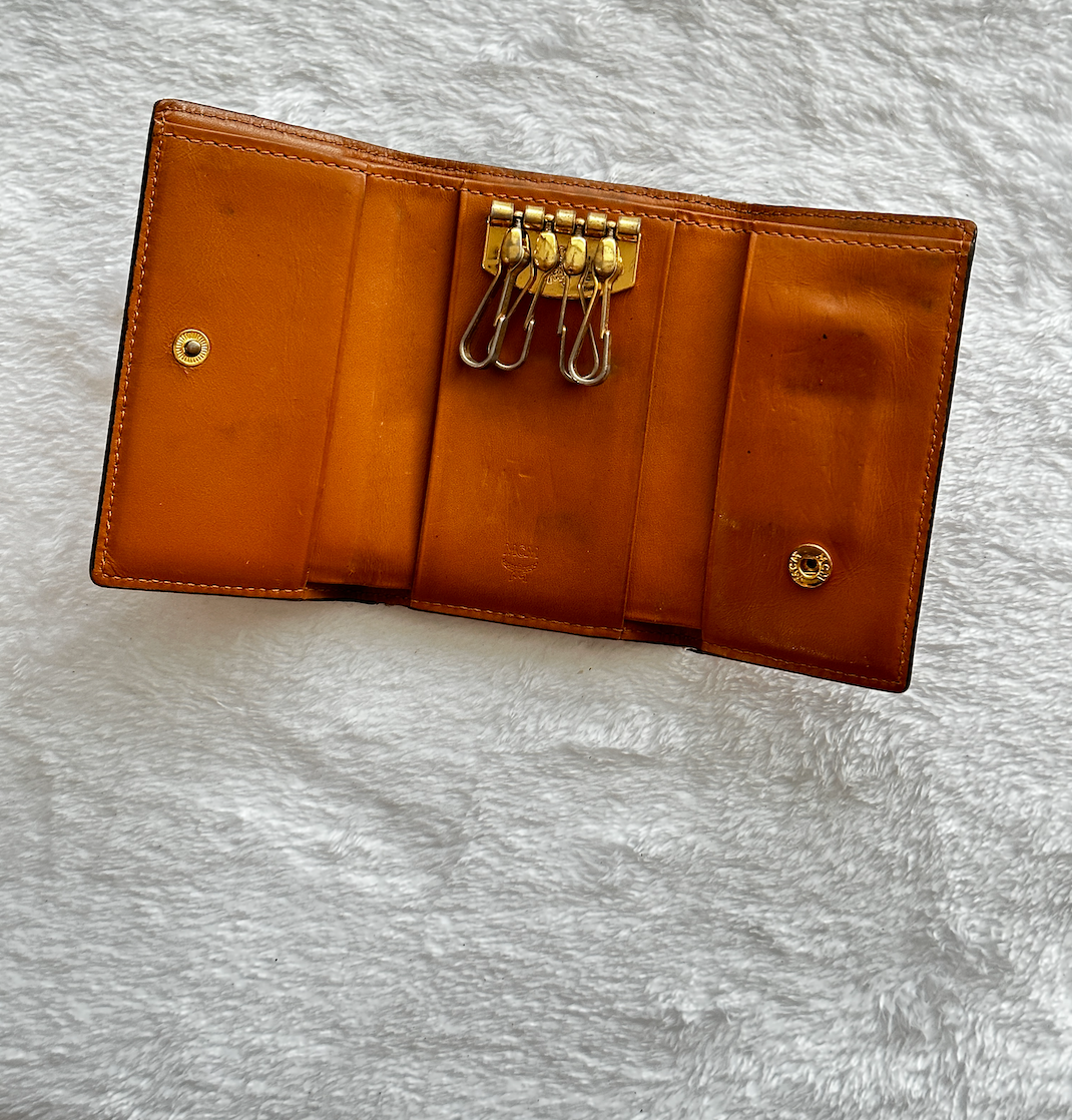 Authentic MCM 4 Key Ring Holder Wallet