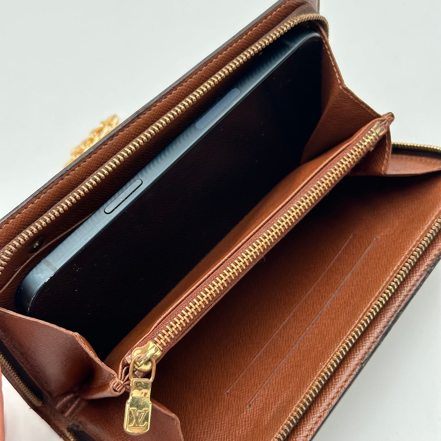 Authentic Louis Vuitton 2004 Monogram Porte Monnaie Zipper Wallet Crossbody