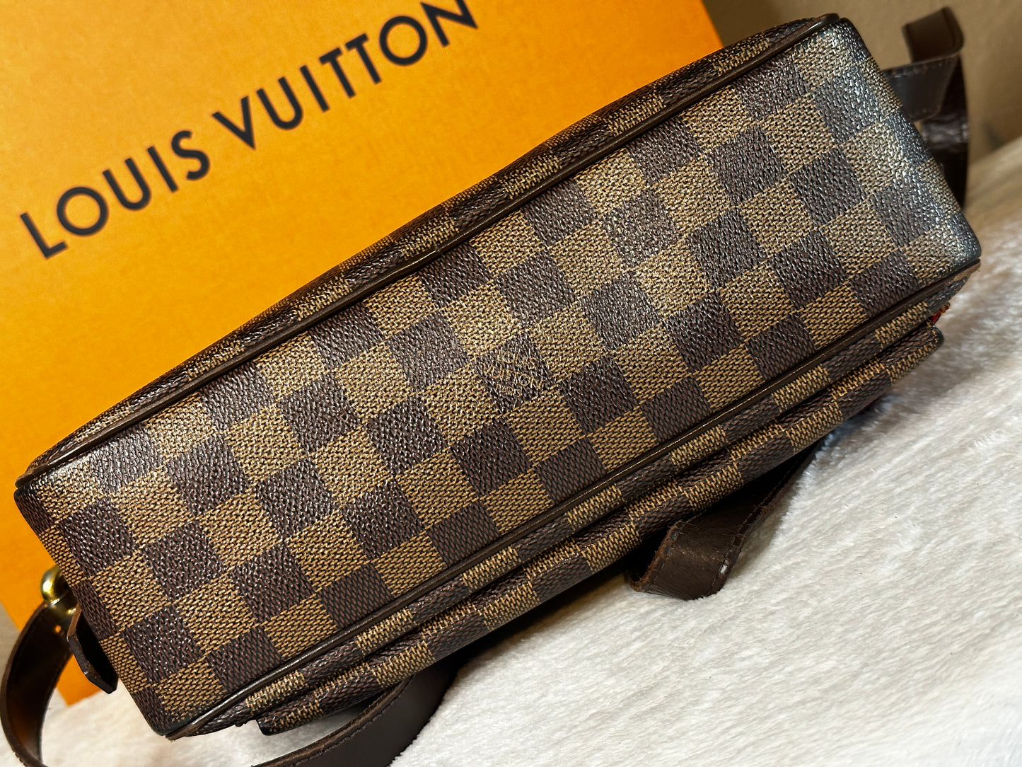Authentic Louis Vuitton Damier Ebene Ravello GM Crossbody