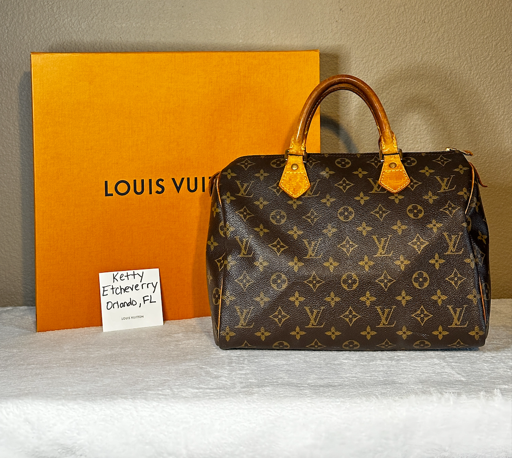 Authentic Louis Vuitton Monogram Speedy 30 w/ Generic Vachetta Strap