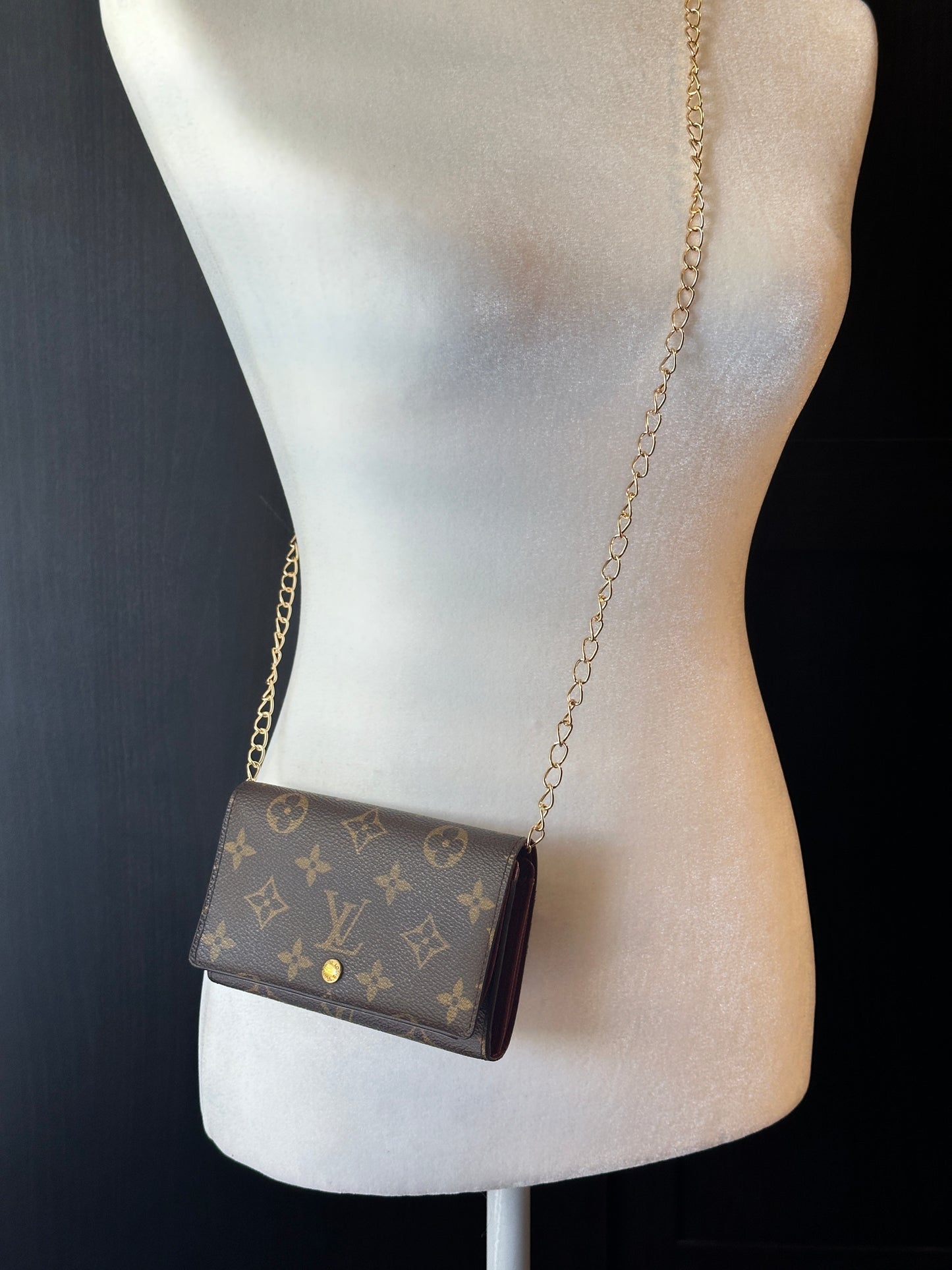 Authentic Louis Vuitton Monogram Porte Monnaie Wallet