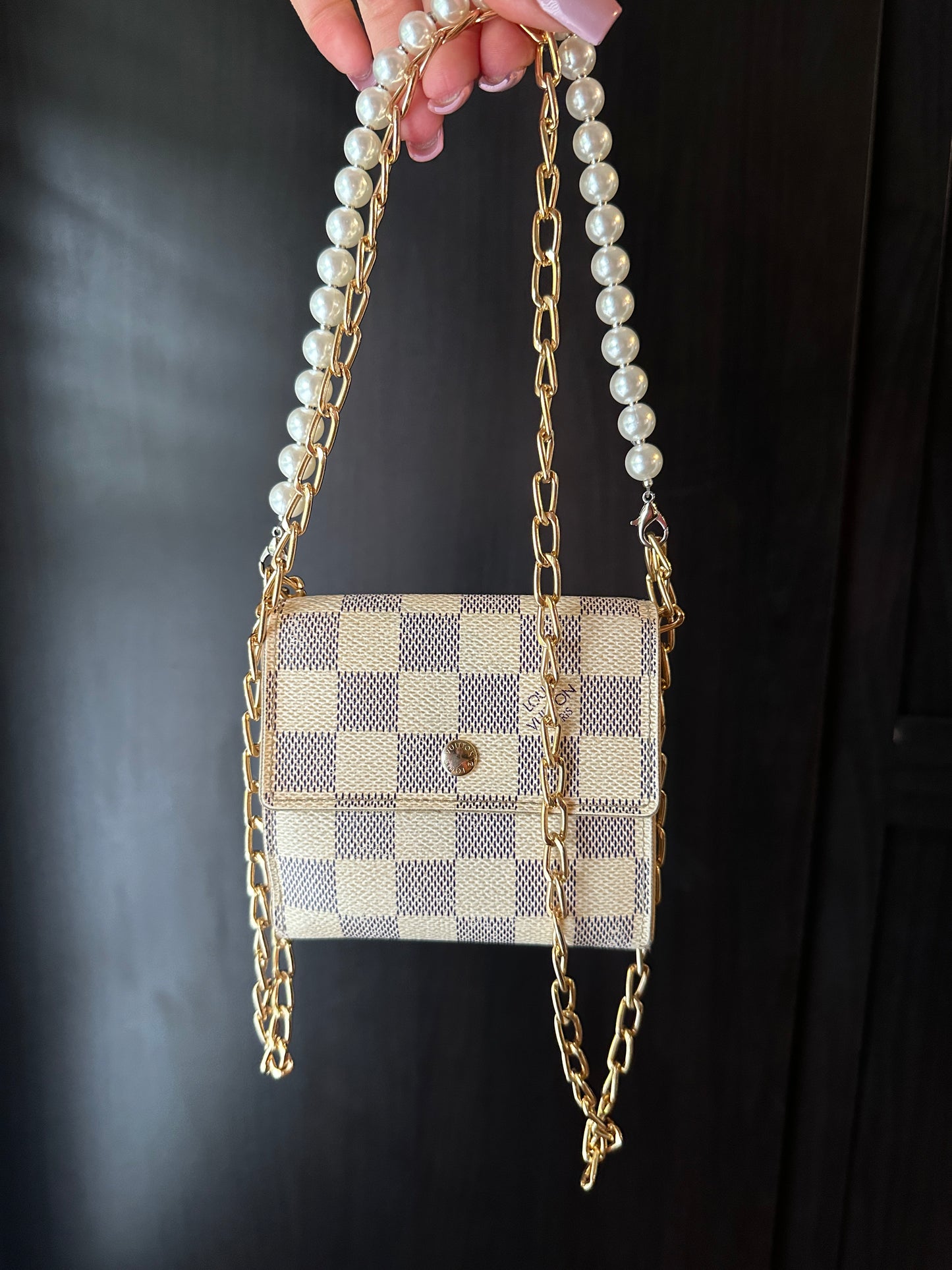 Authentic Louis Vuitton Damier Azur Compact Elise Bifold Wallet