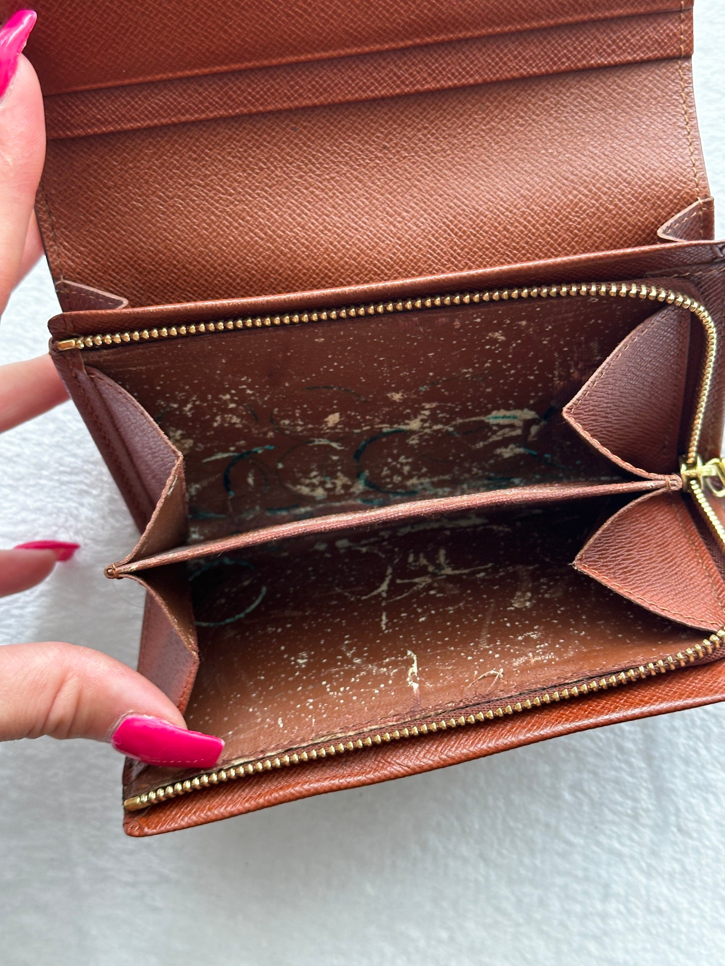 Authentic Louis Vuitton Monogram Porte Monnaie Wallet