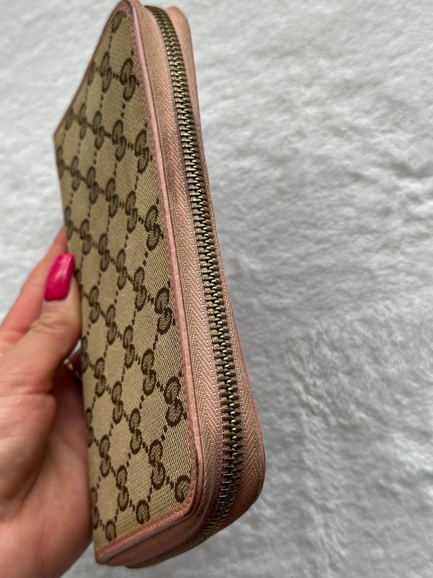Authentic Gucci GG Pink Canvas Full Zip Wallet