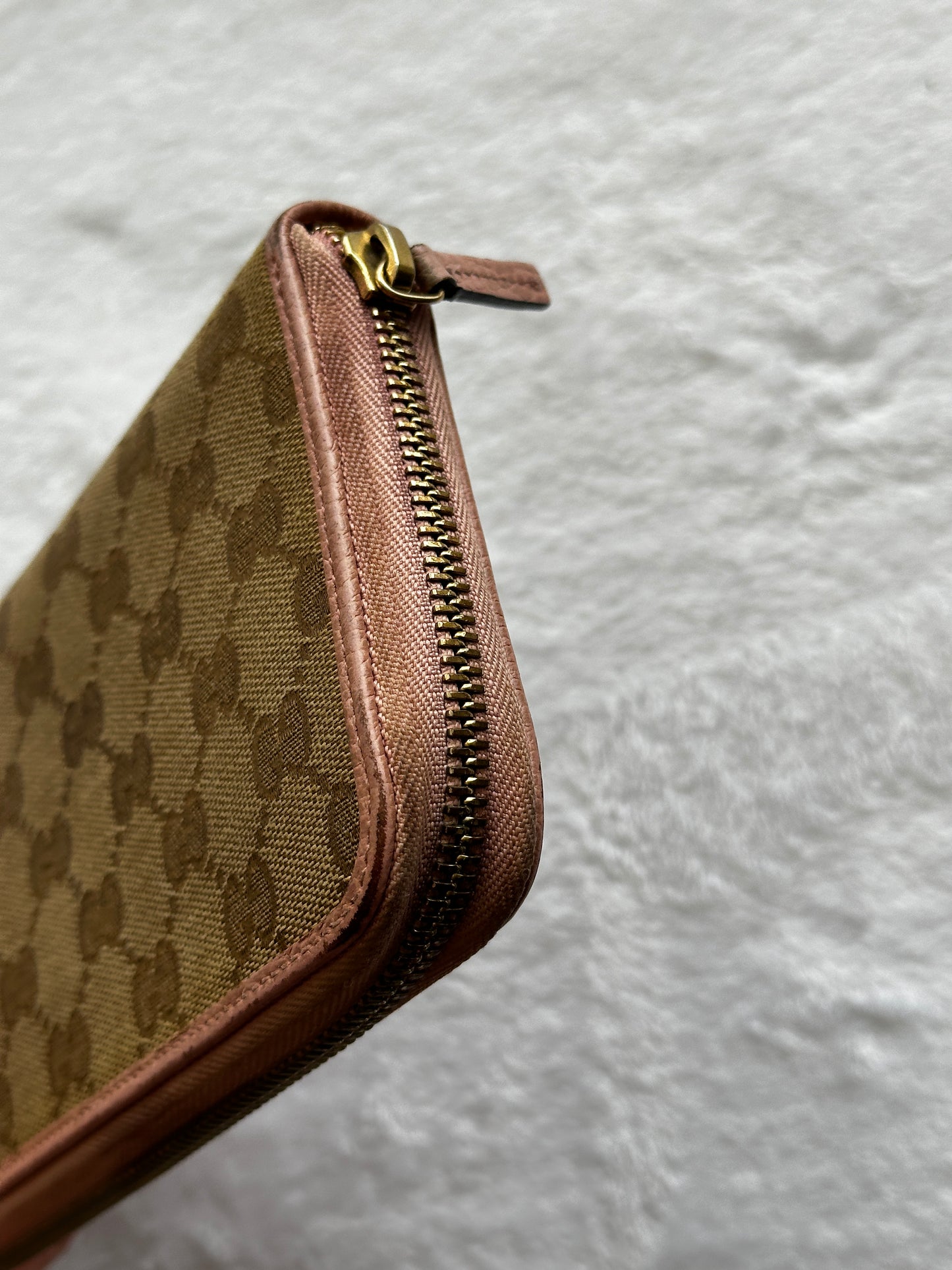 Authentic Gucci GG Pink Canvas Full Zip Wallet