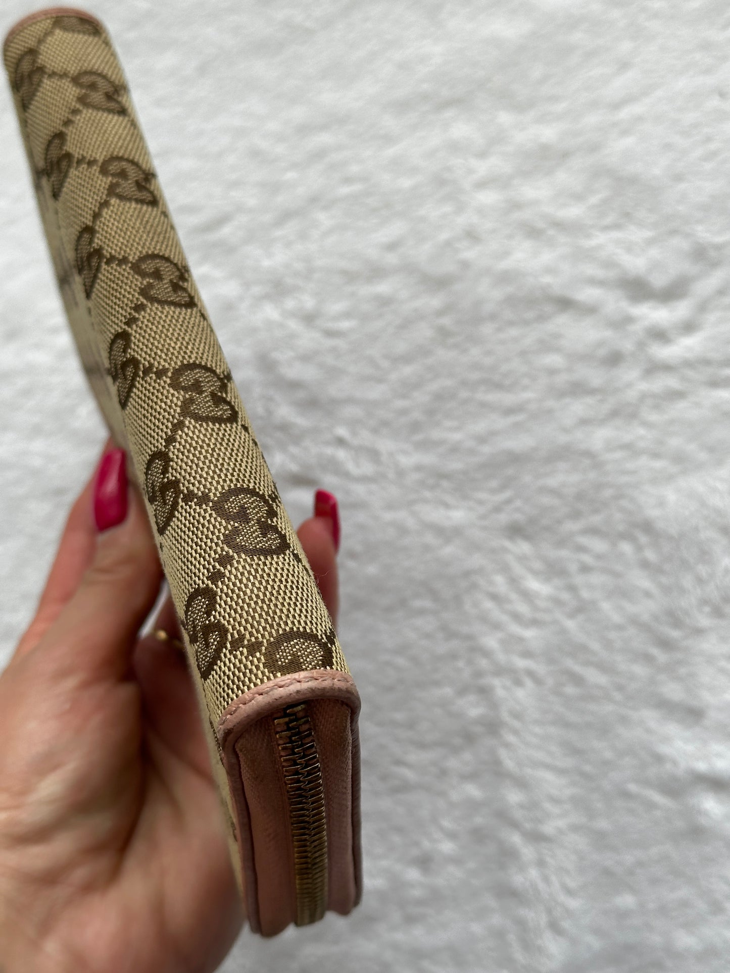 Authentic Gucci GG Pink Canvas Full Zip Wallet