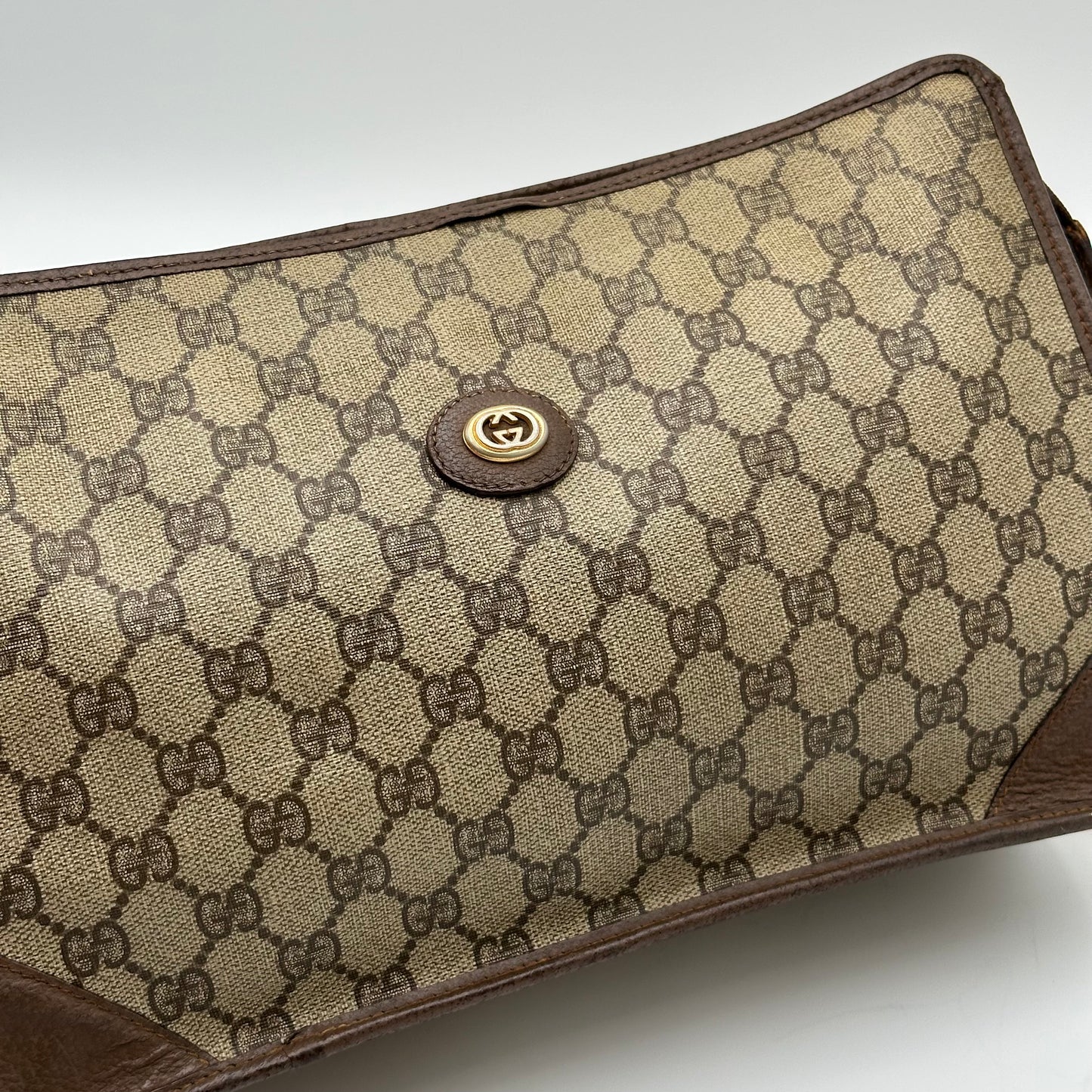 Authentic GUCCI GG Canvas Zipper Pouch Crossbody