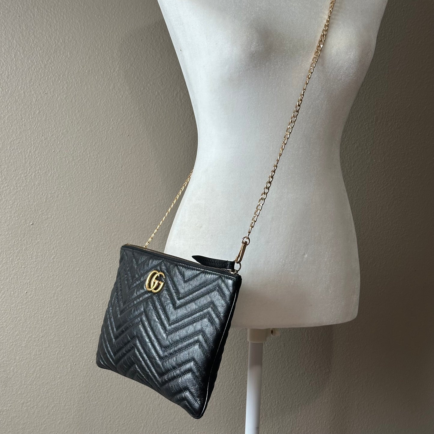 Authentic GUCCI GG Large Black Marmont Zipper Clutch Crossbody