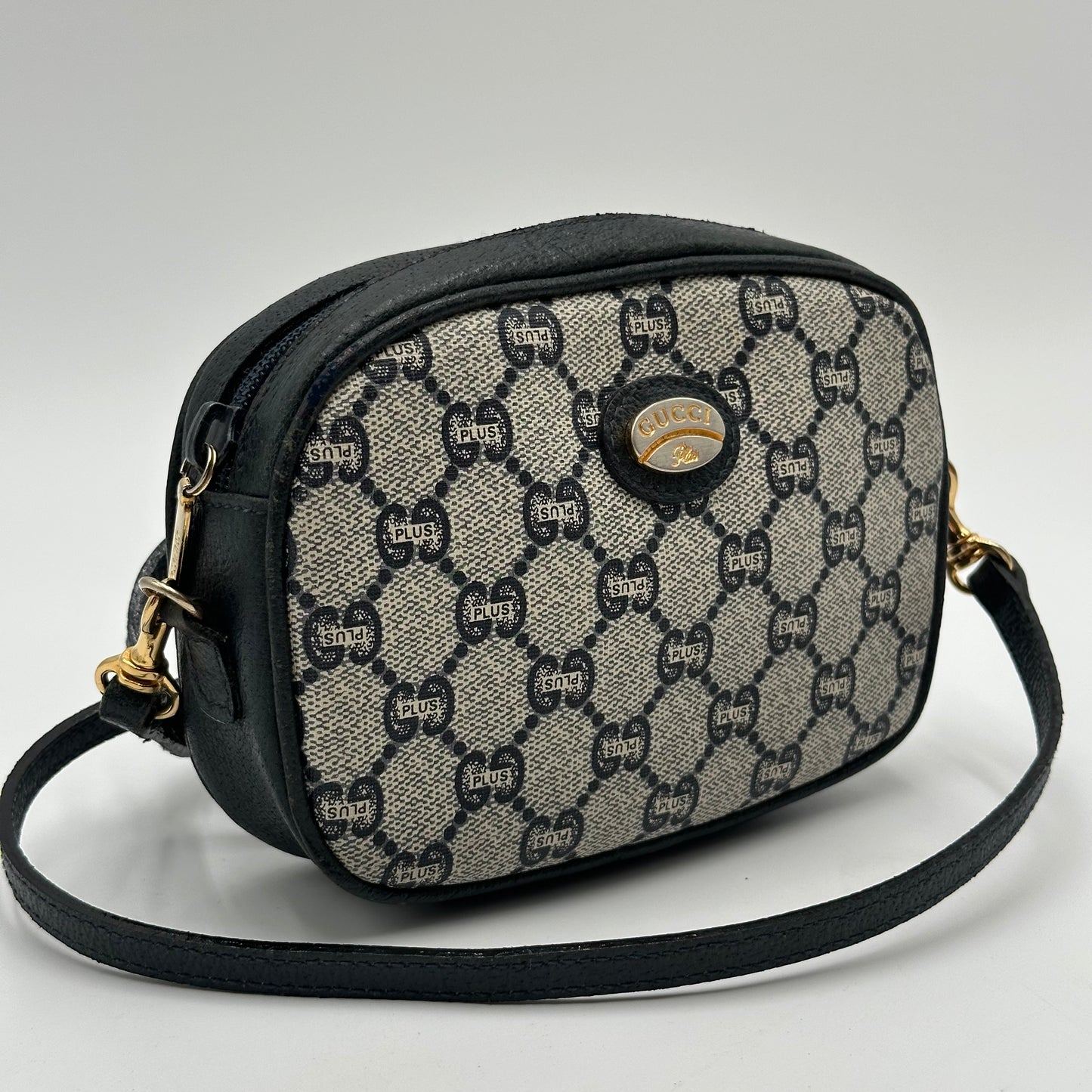 Authentic GUCCI GG Canvas Navy Blue Small Crossbody
