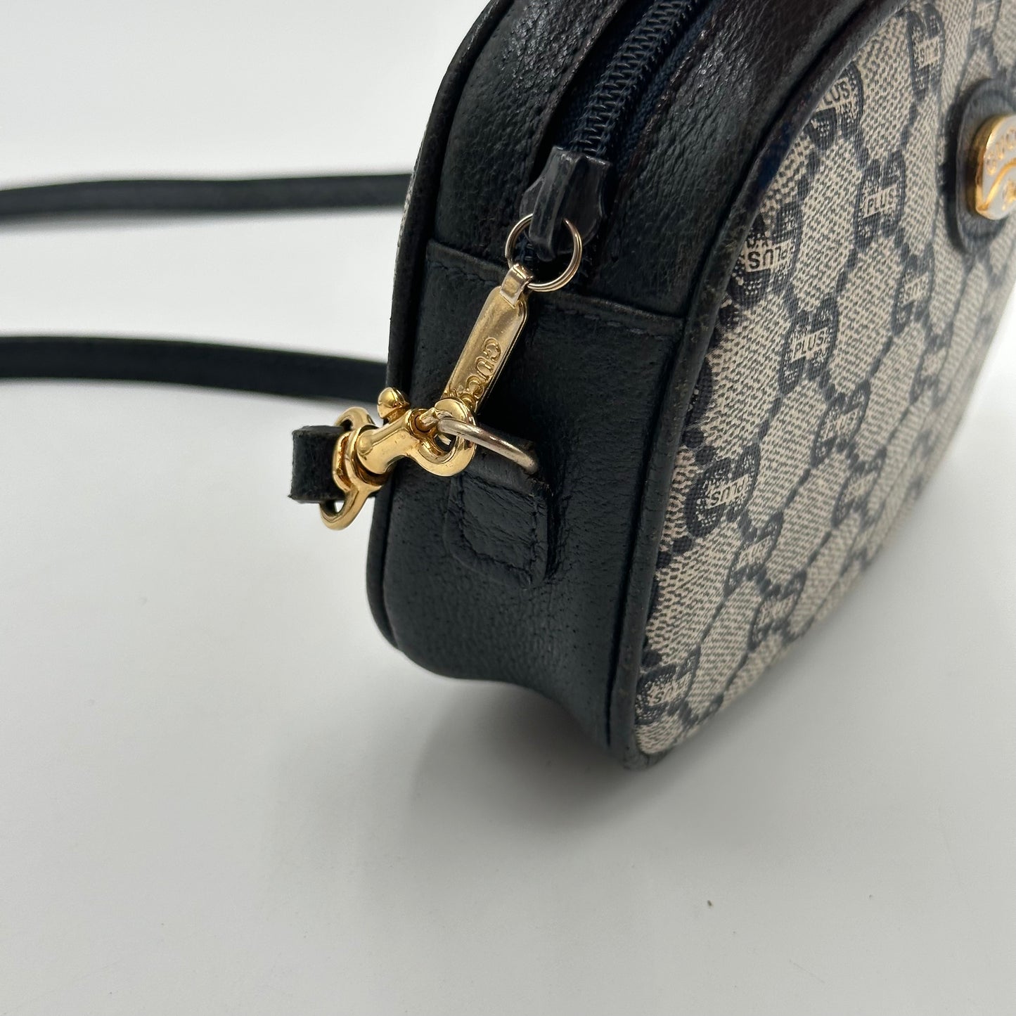 Authentic GUCCI GG Canvas Navy Blue Small Crossbody