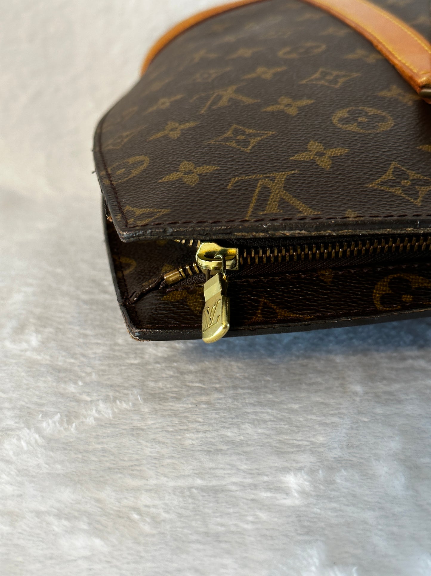 Authentic Louis Vuitton Monogram Babylone Tote
