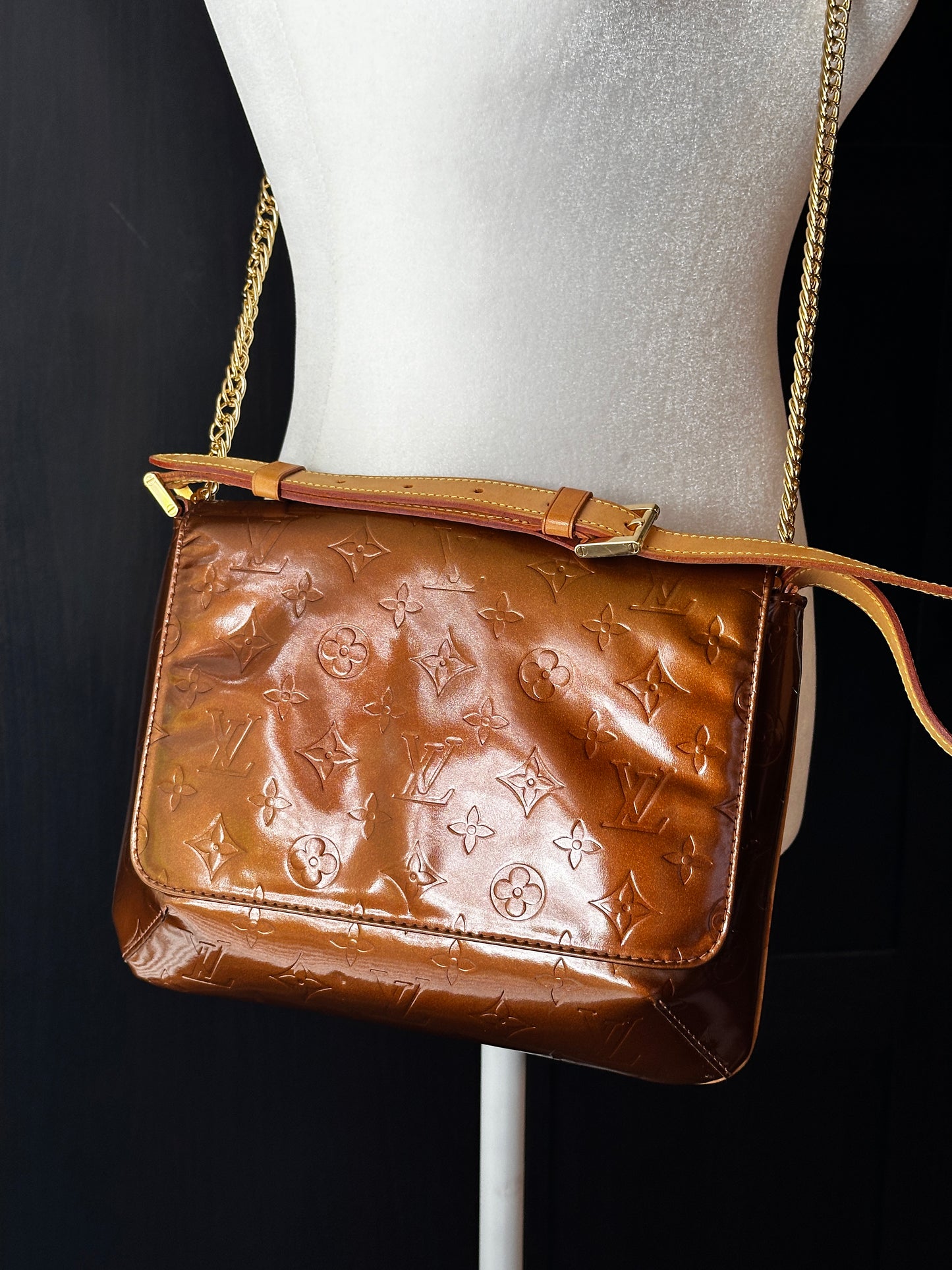 Authentic Louis Vuitton Thompson Street Shoulder Bag
