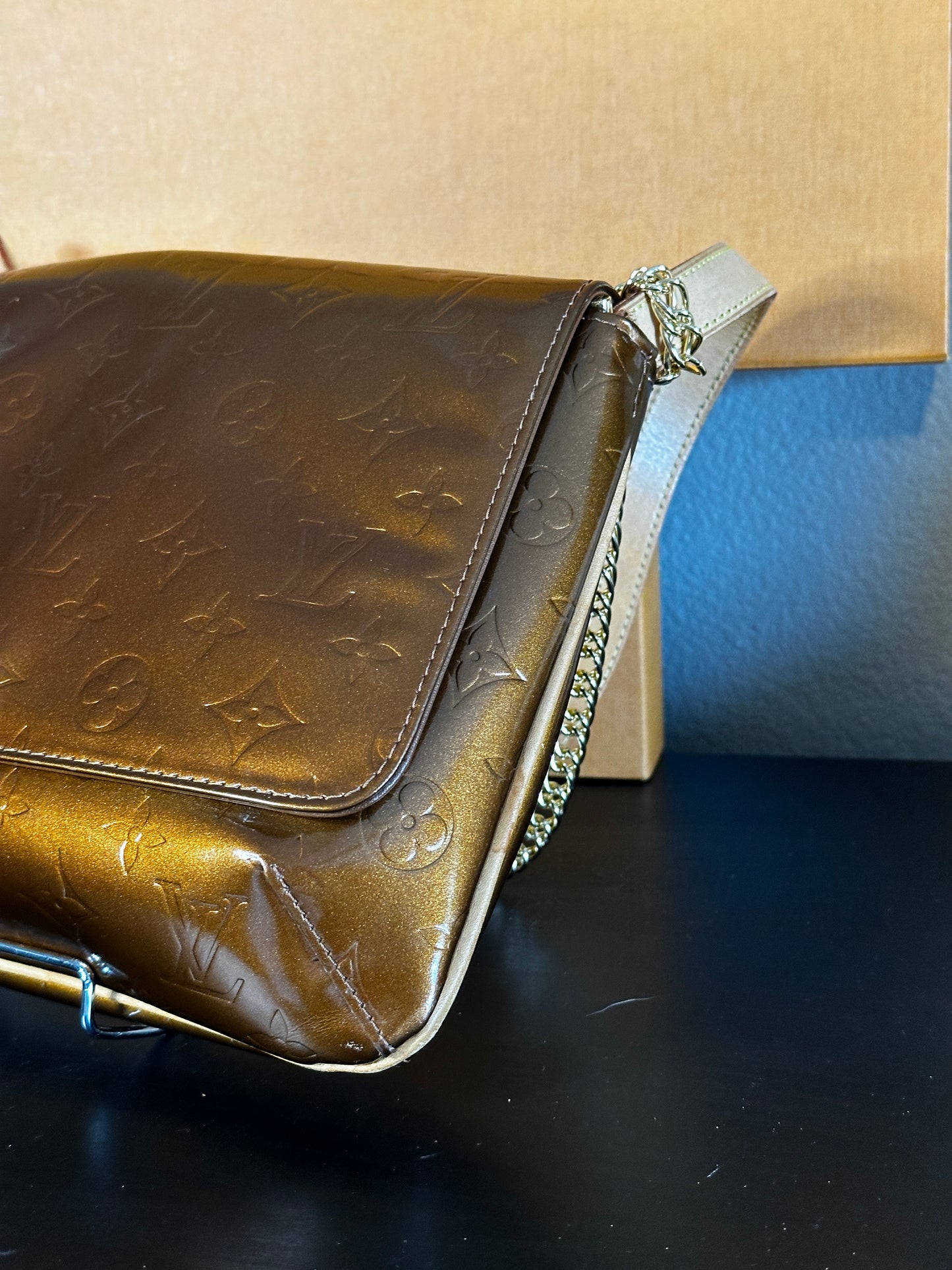 Authentic Louis Vuitton Thompson Street Shoulder Bag