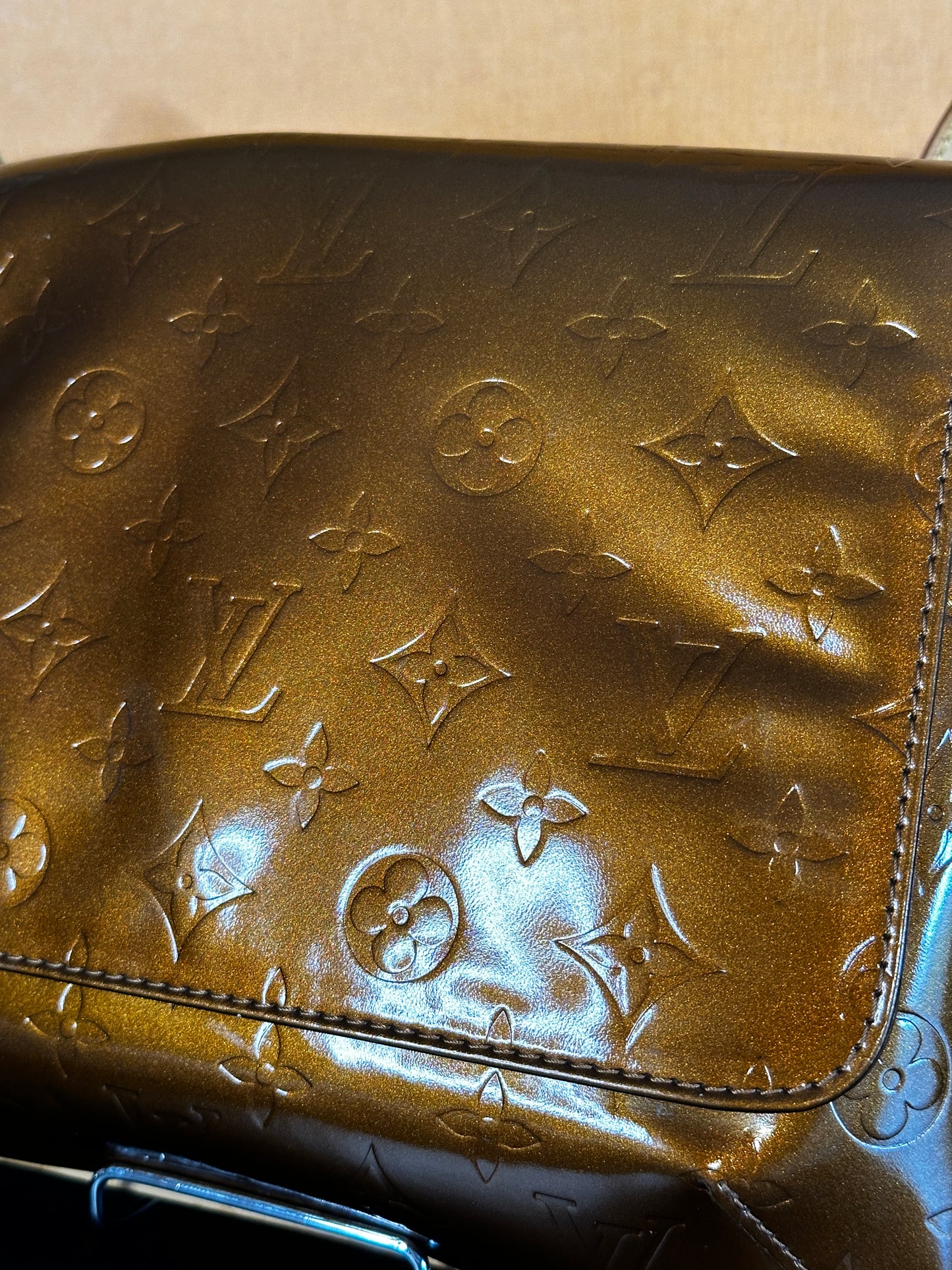 Authentic Louis Vuitton Thompson Street Shoulder Bag