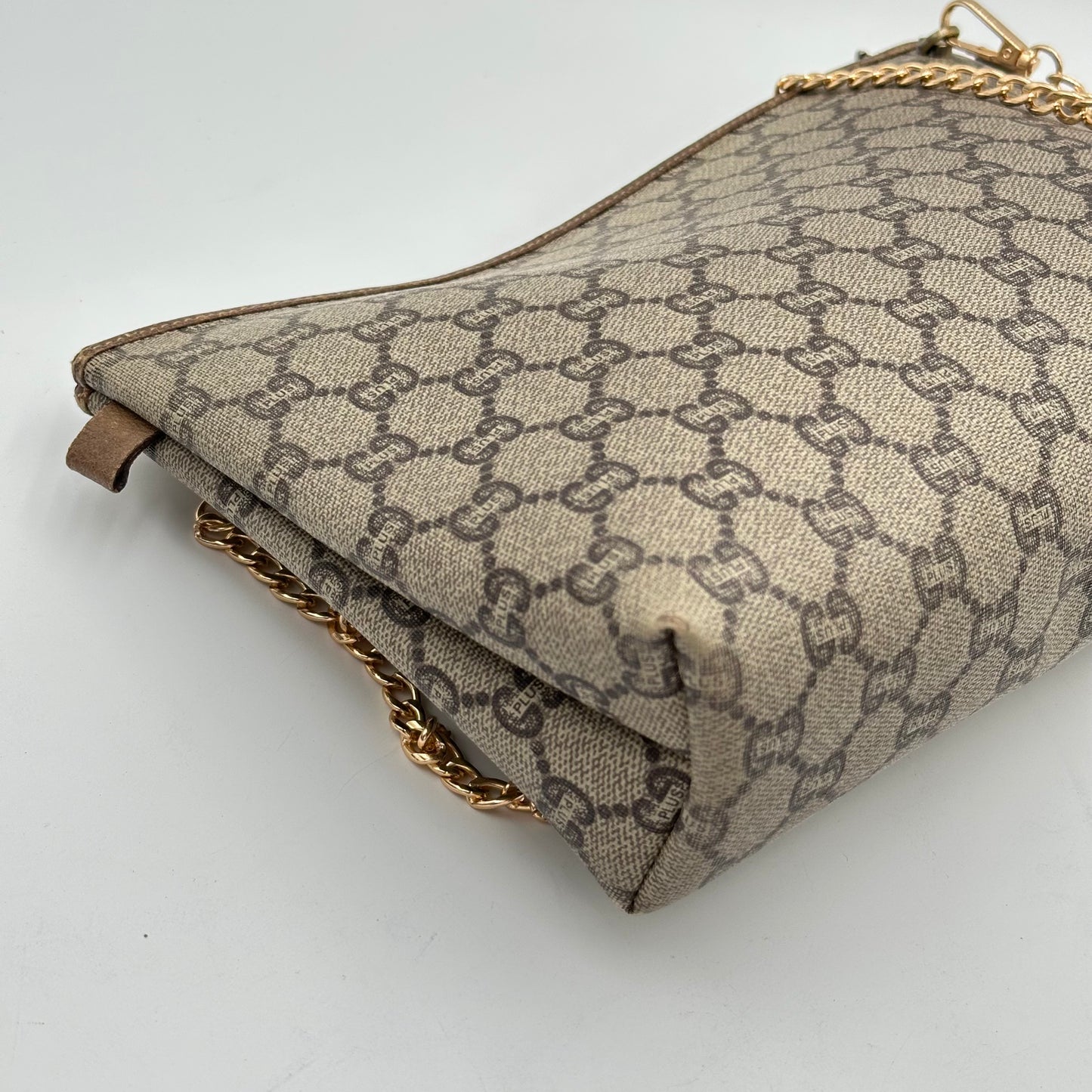 Authentic GUCCI GG Canvas Zipper Pouch Crossbody