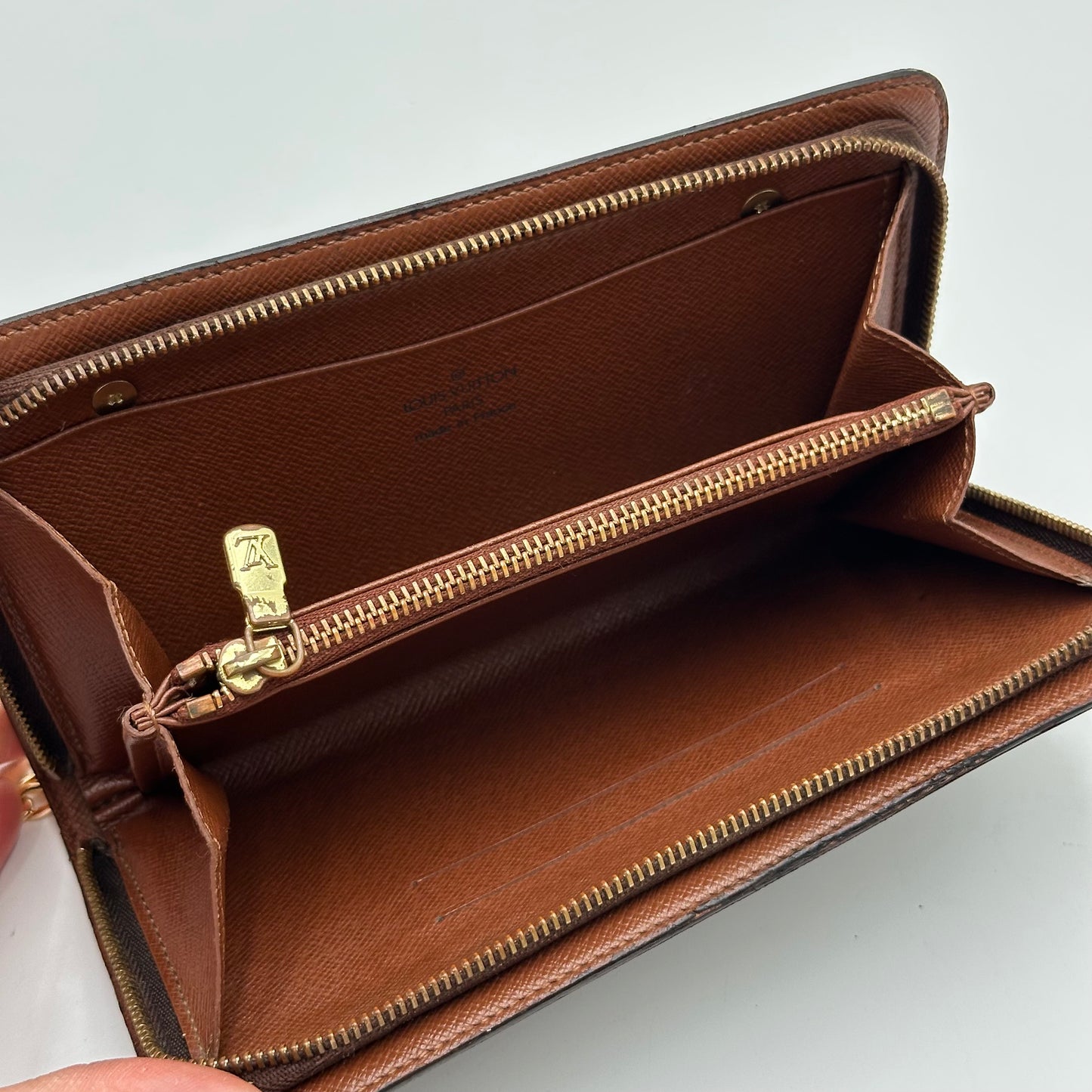 Authentic Louis Vuitton 2004 Monogram Porte Monnaie Zipper Wallet Crossbody
