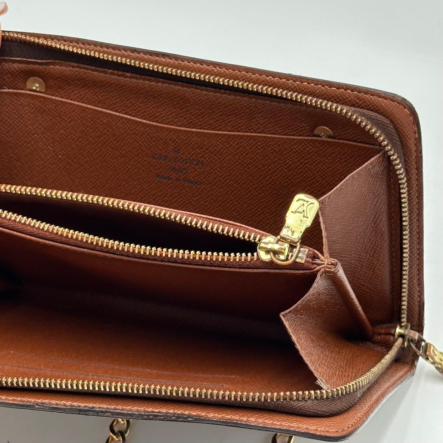 Authentic Louis Vuitton 2004 Monogram Porte Monnaie Zipper Wallet Crossbody
