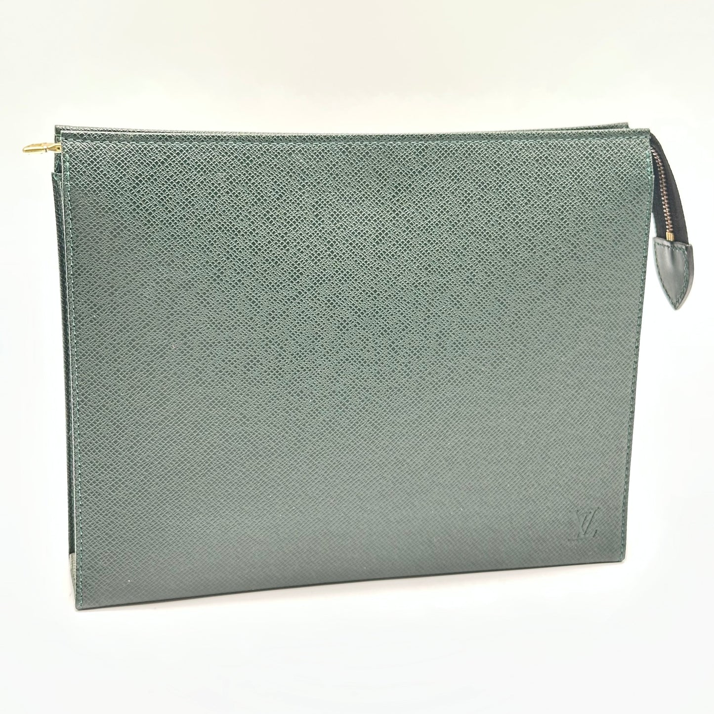 Authentic Louis Vuitton Green Epi Toiletry 26 Crossbody