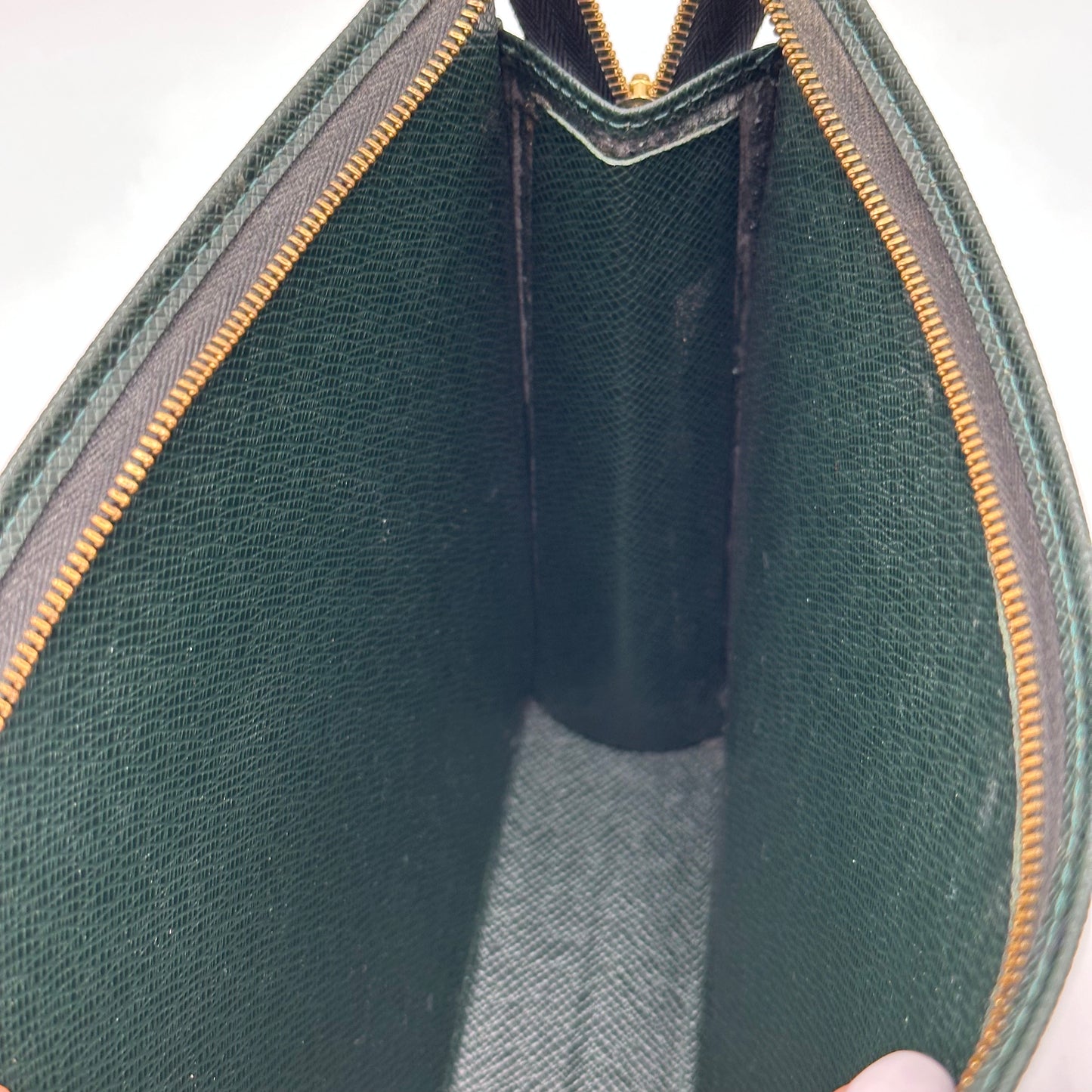 Authentic Louis Vuitton Green Epi Toiletry 26 Crossbody