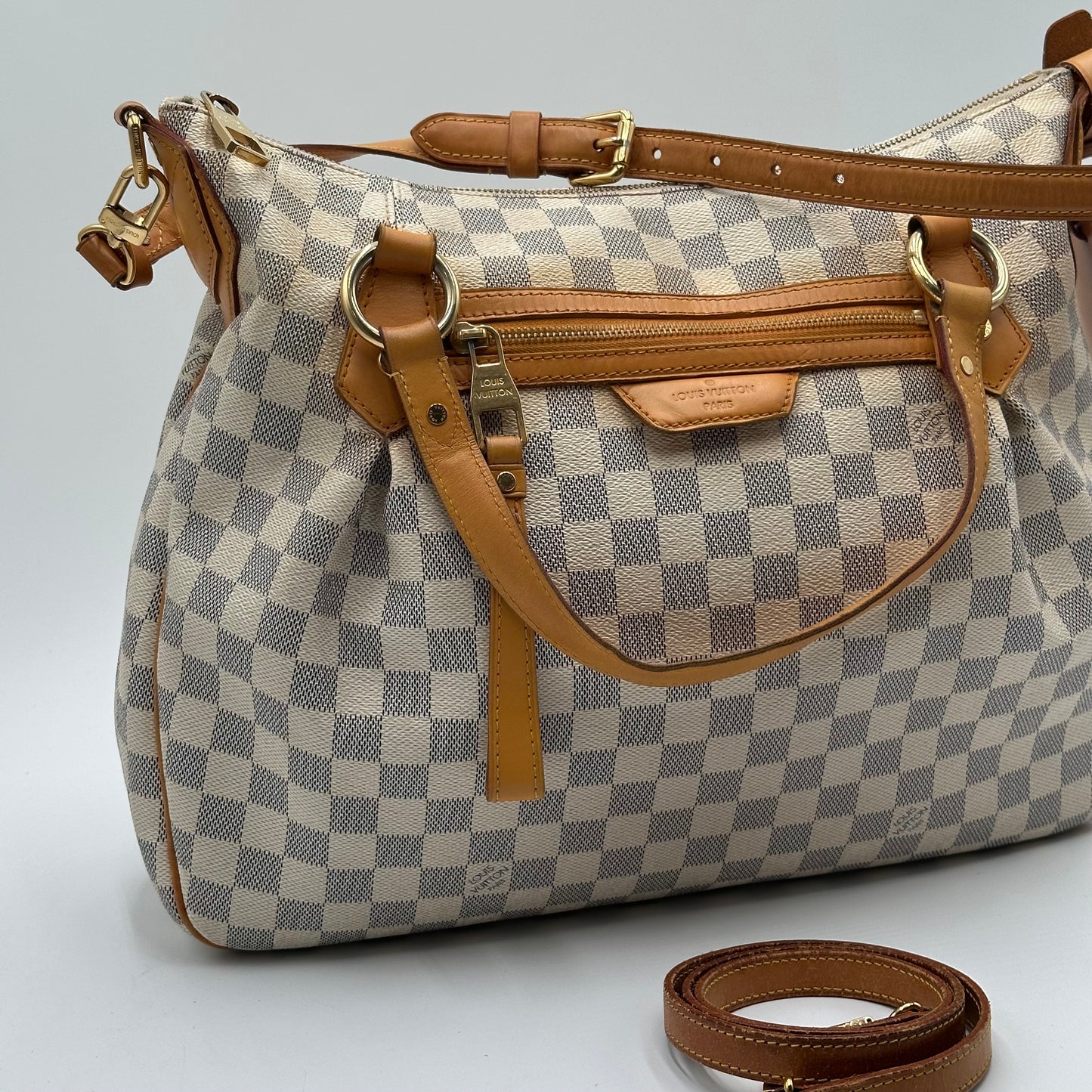 2011 Authentic Damier Azur Evora MM Handbag Crossbody