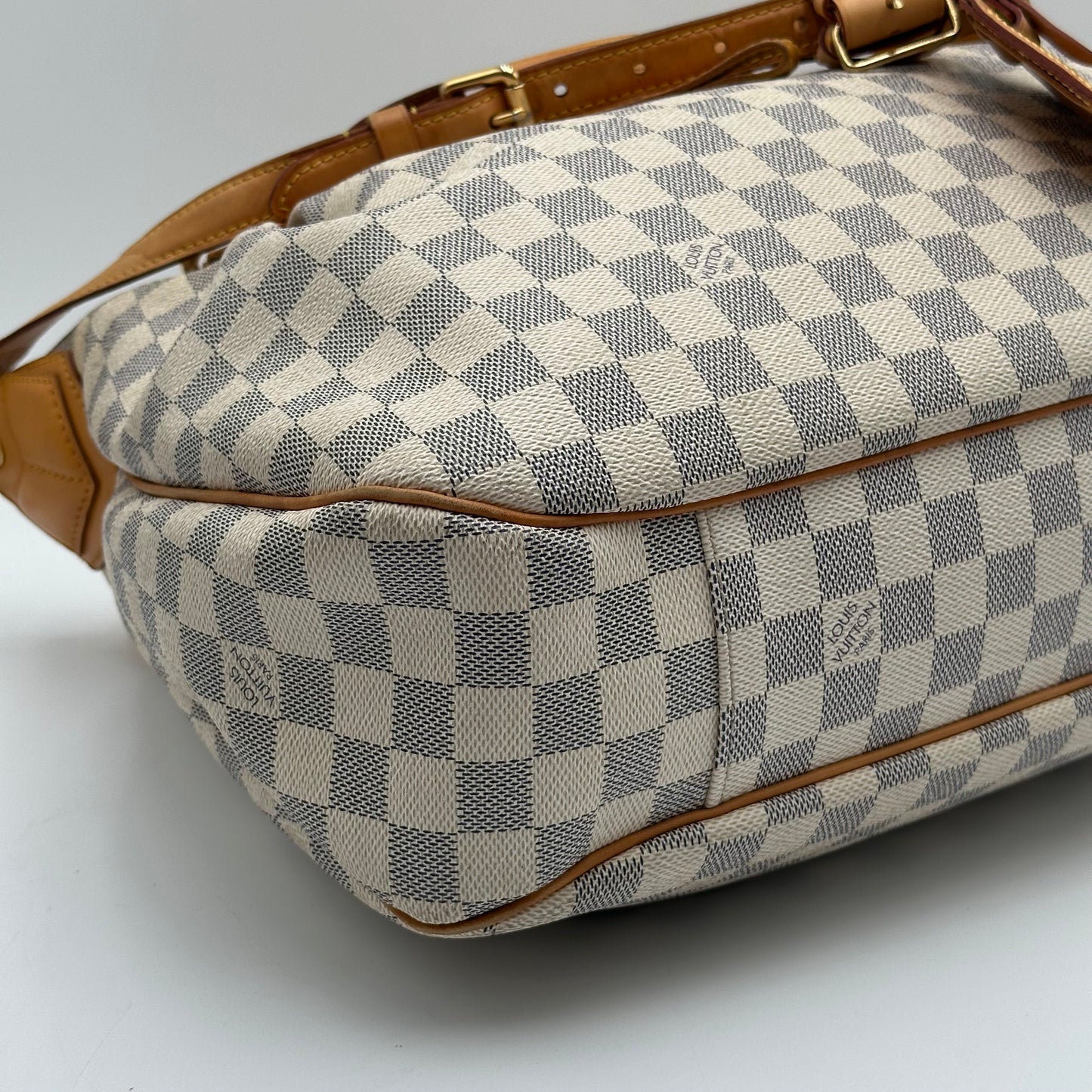 2011 Authentic Damier Azur Evora MM Handbag Crossbody
