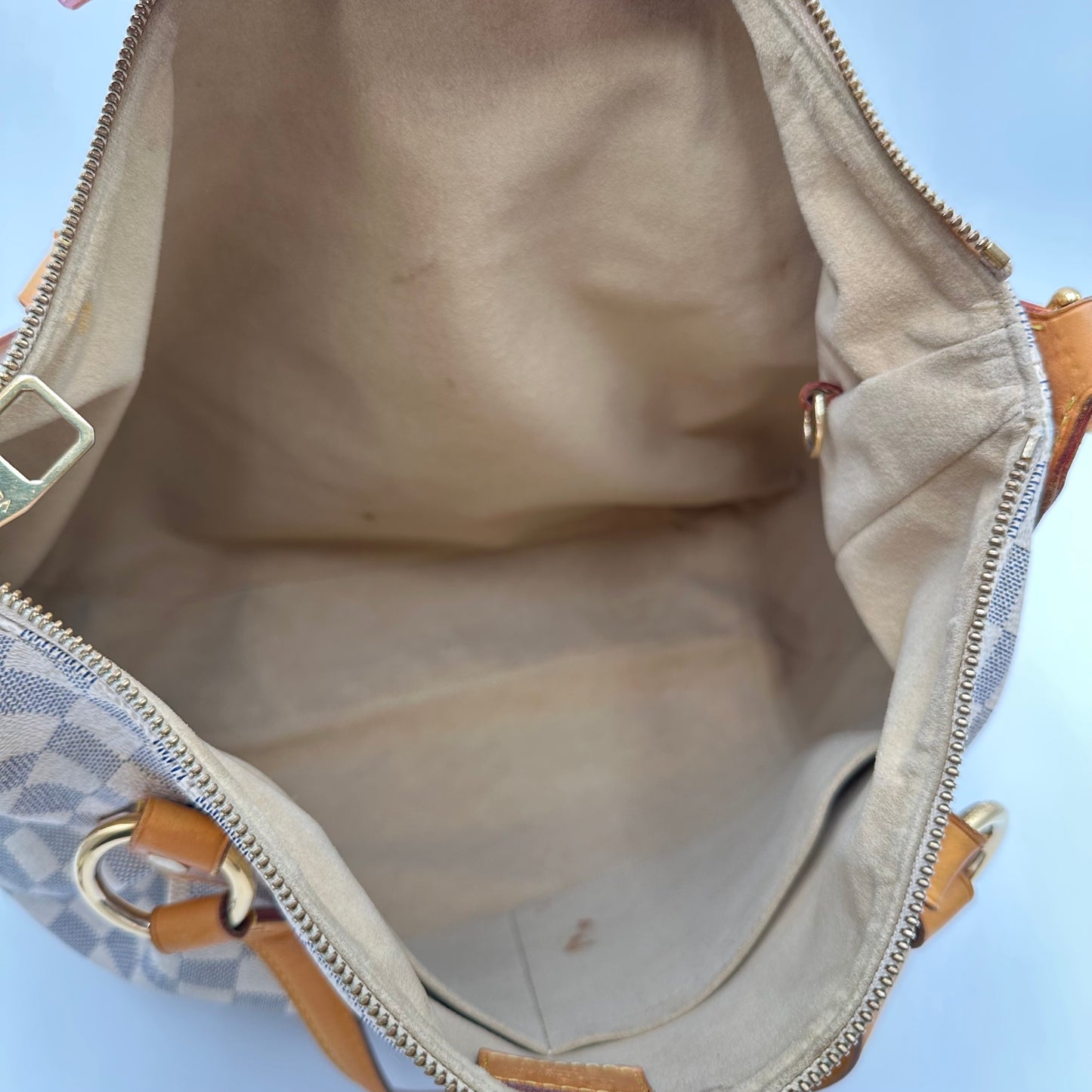 2011 Authentic Damier Azur Evora MM Handbag Crossbody