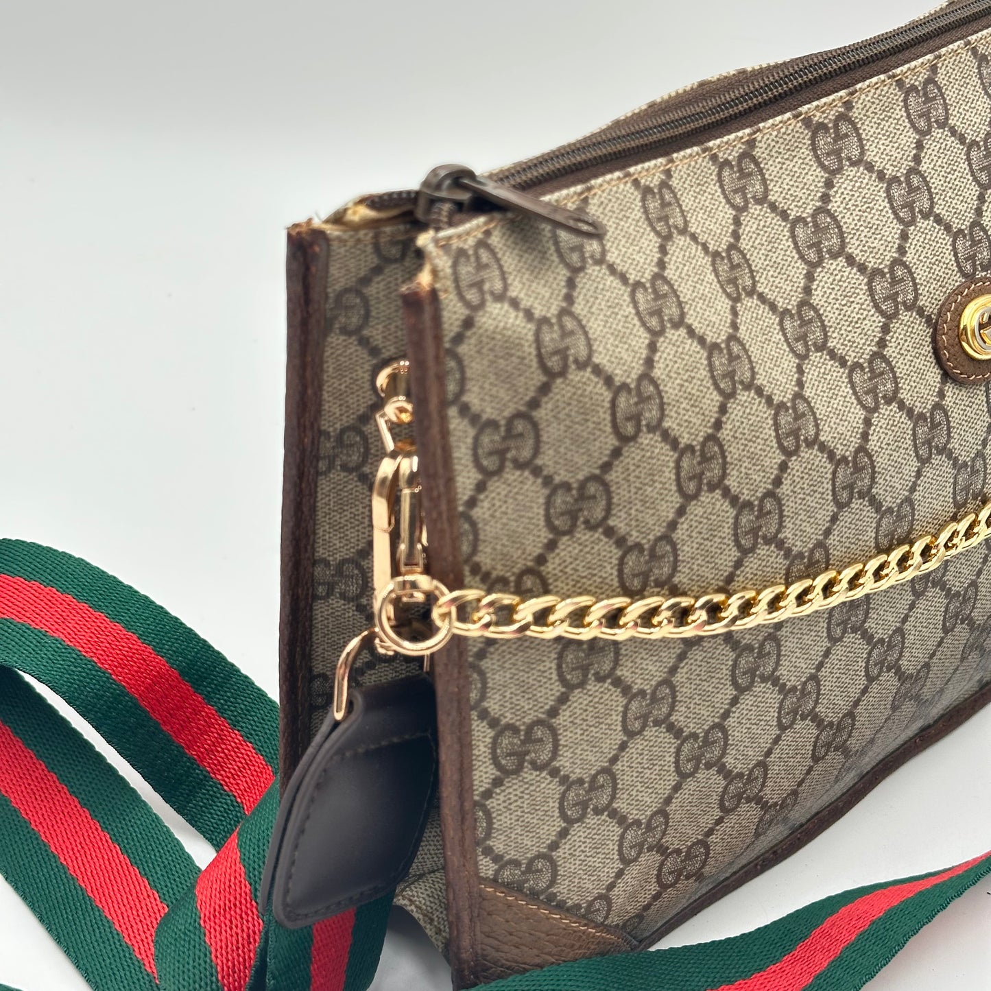 Authentic GUCCI GG Canvas Zipper Pouch Crossbody