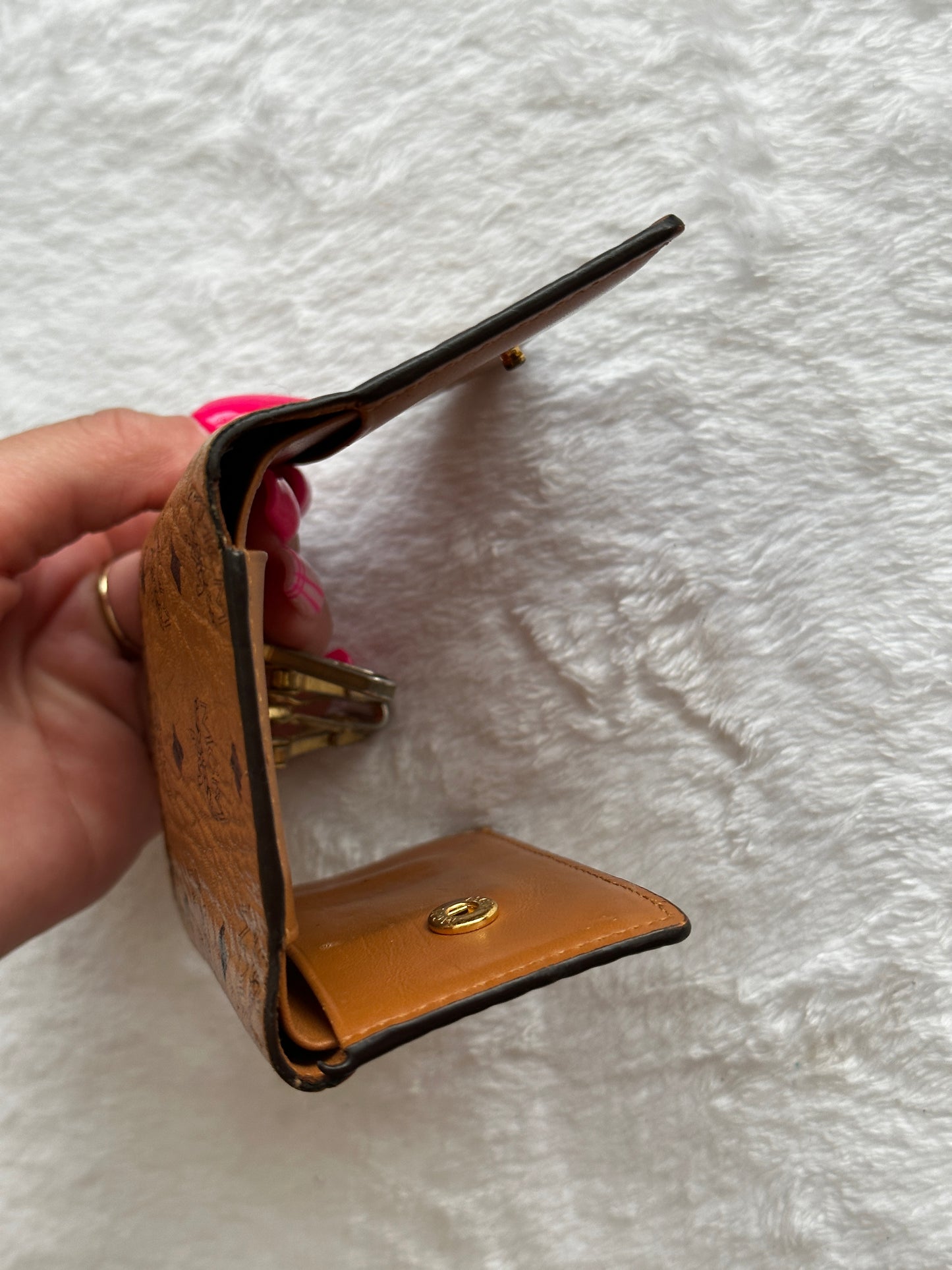 Authentic MCM 4 Key Ring Holder Wallet