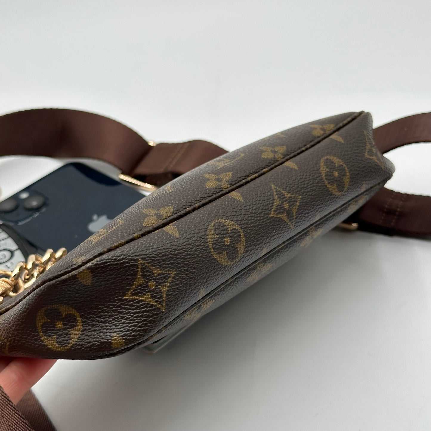 Authentic Louis Vuitton 2002 Monogram Pochette Accessoires Crossbody