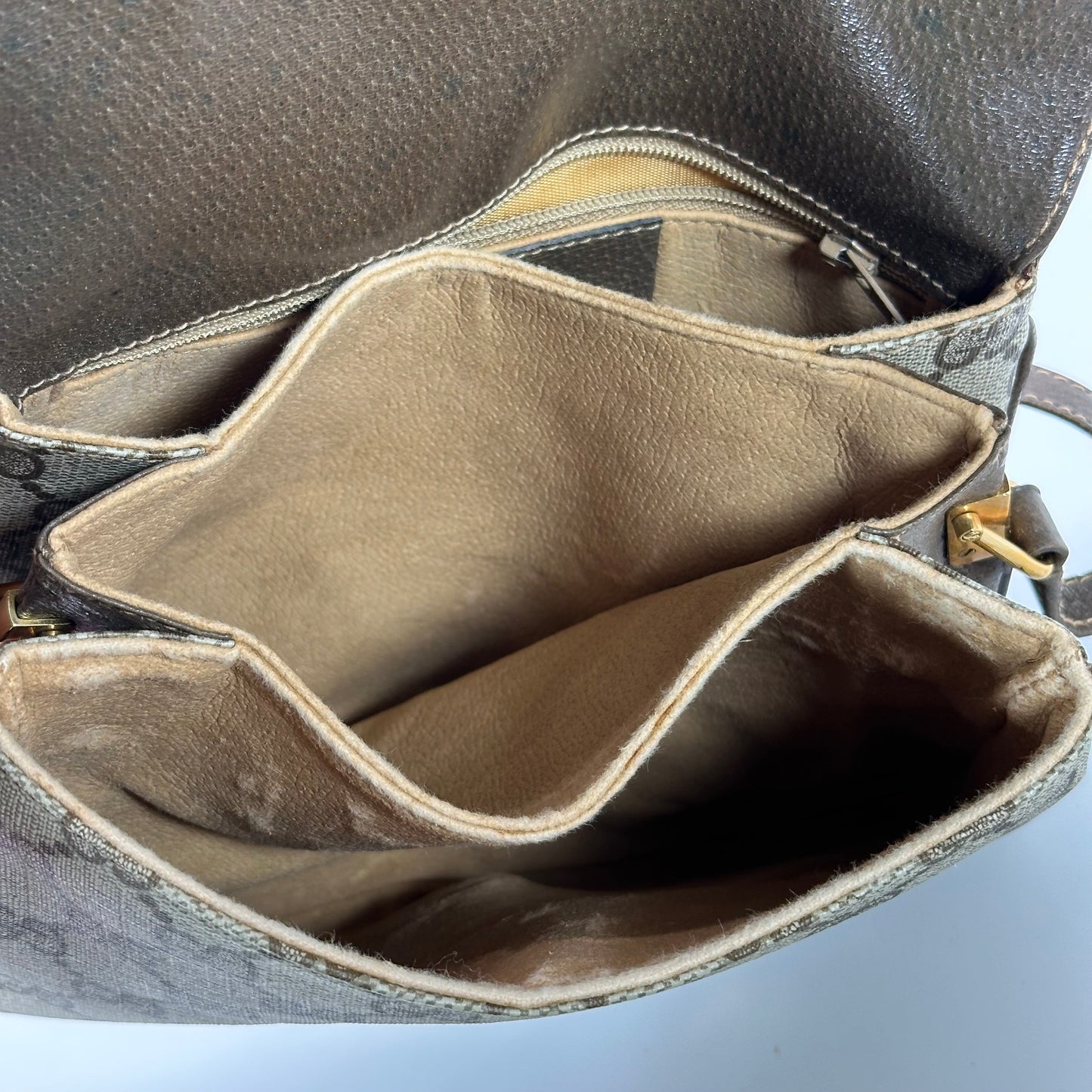 Authentic GUCCI Horsebit Vintage Crossbody