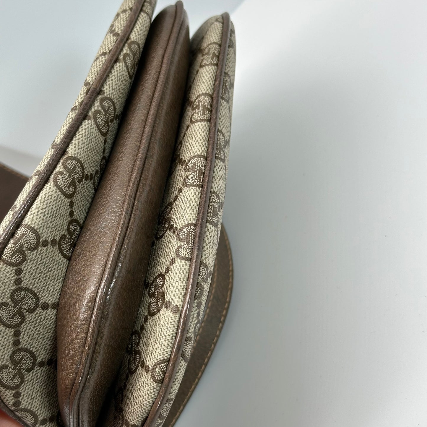 Authentic GUCCI Horsebit Vintage Crossbody