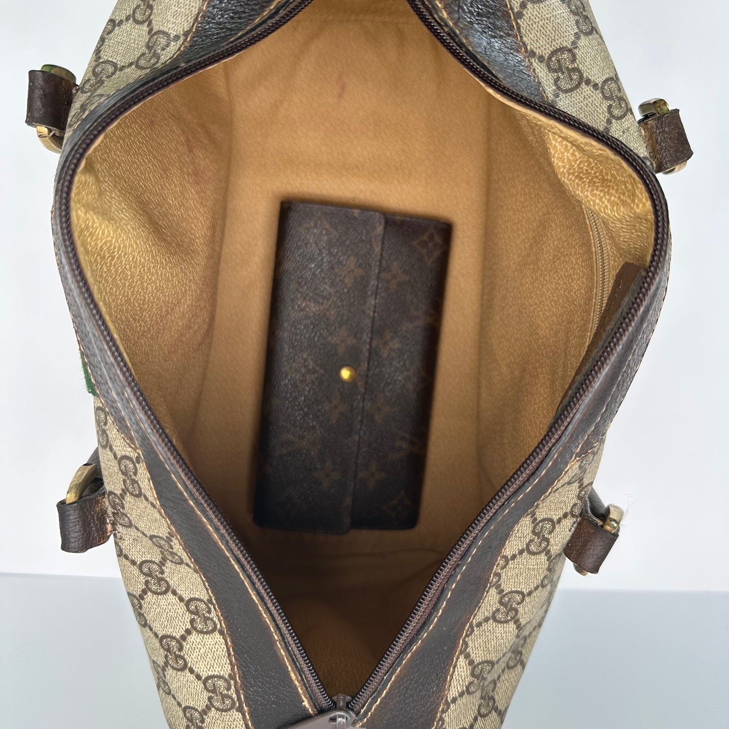 Authentic GUCCI GG Canvas Supreme Boston Handbag