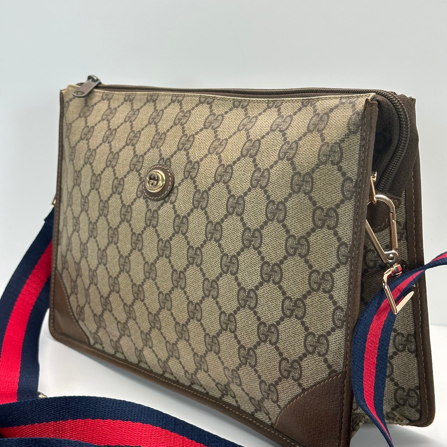 Authentic GUCCI GG Canvas Zipper Pouch Crossbody