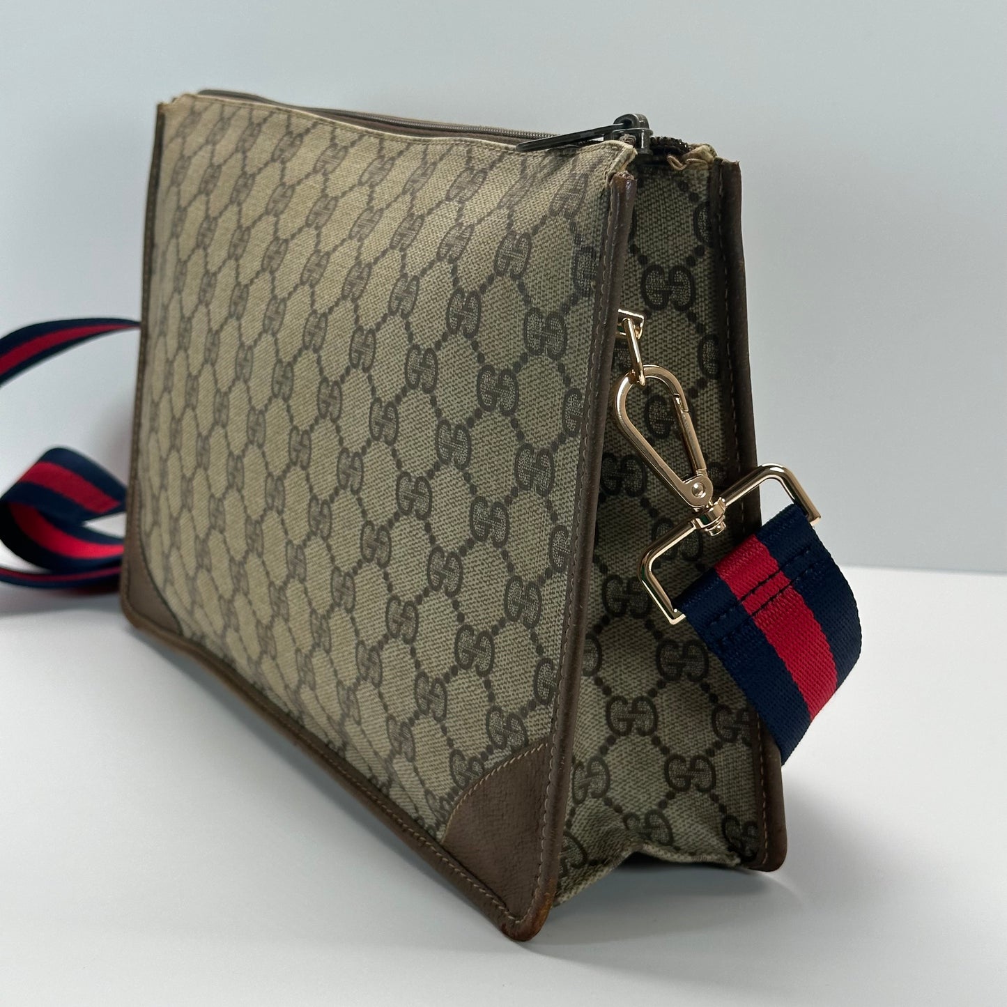 Authentic GUCCI GG Canvas Zipper Pouch Crossbody