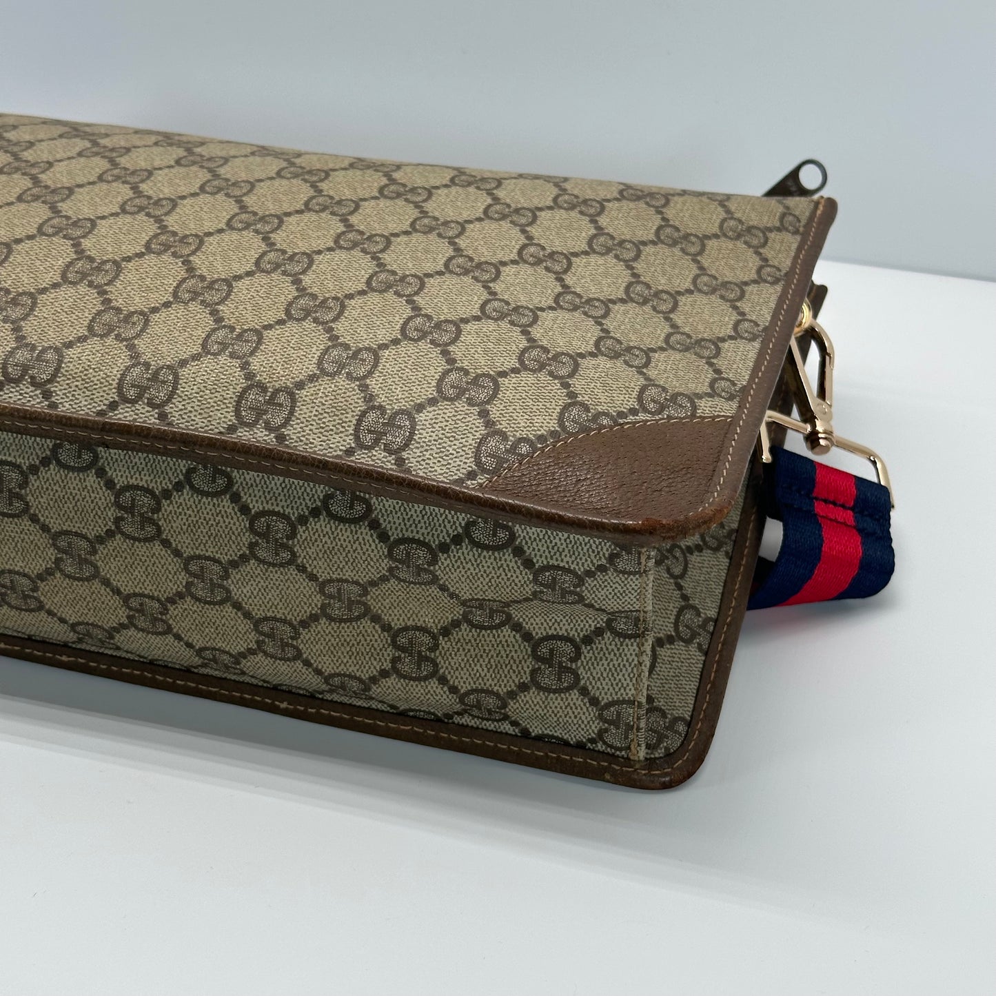 Authentic GUCCI GG Canvas Zipper Pouch Crossbody