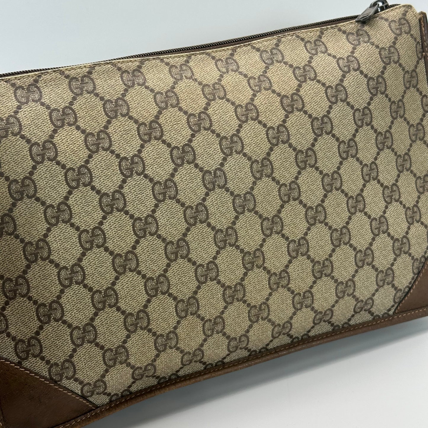 Authentic GUCCI GG Canvas Zipper Pouch Crossbody