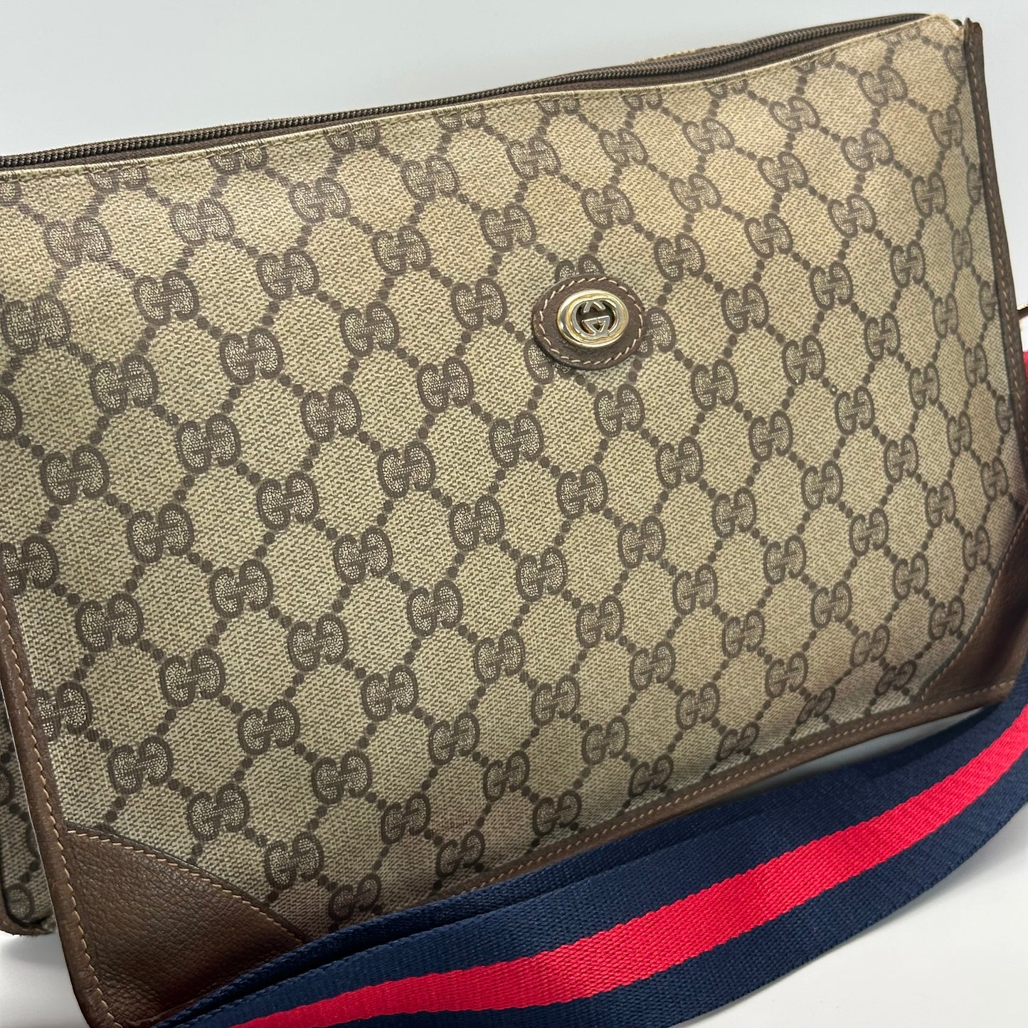Authentic GUCCI GG Canvas Zipper Pouch Crossbody