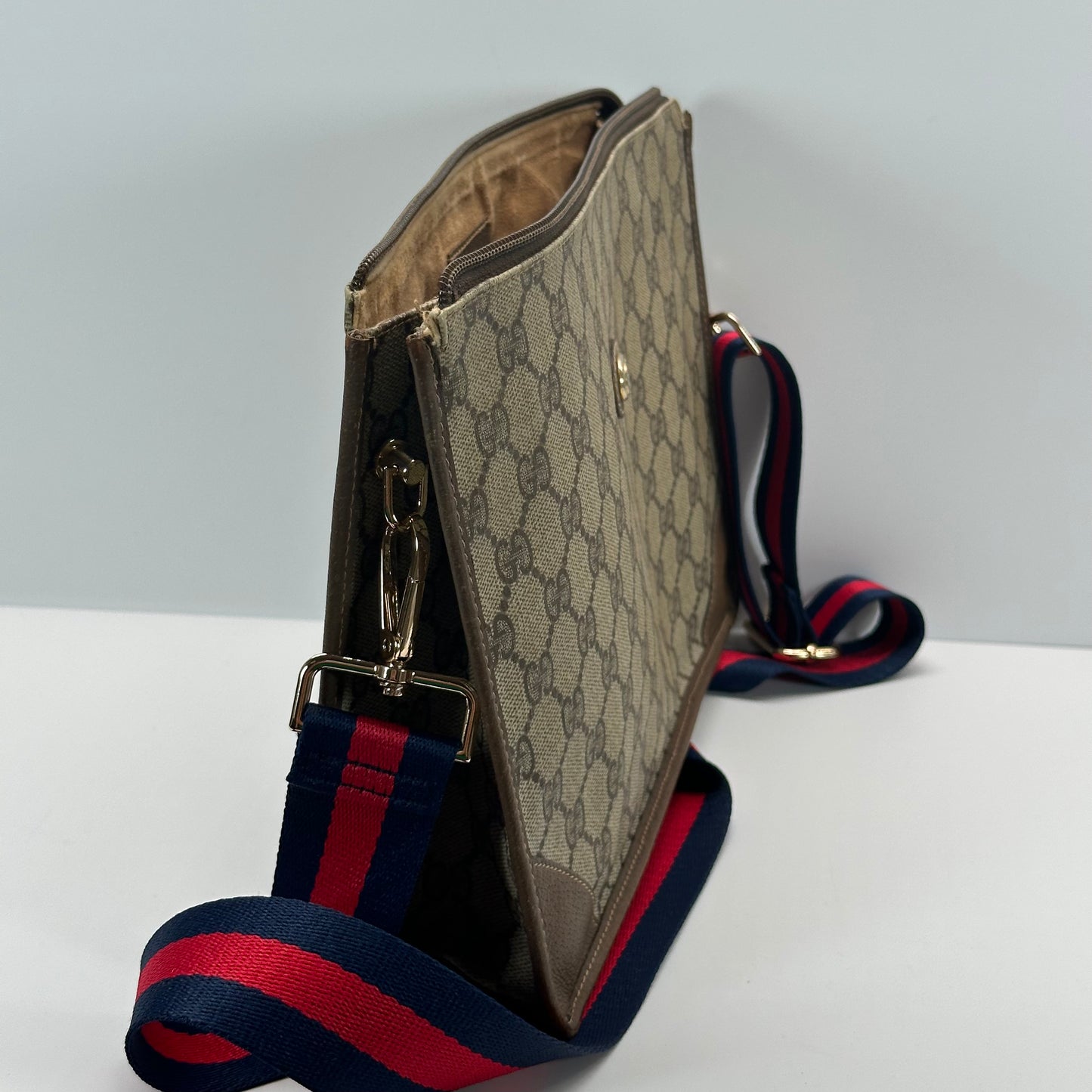 Authentic GUCCI GG Canvas Zipper Pouch Crossbody