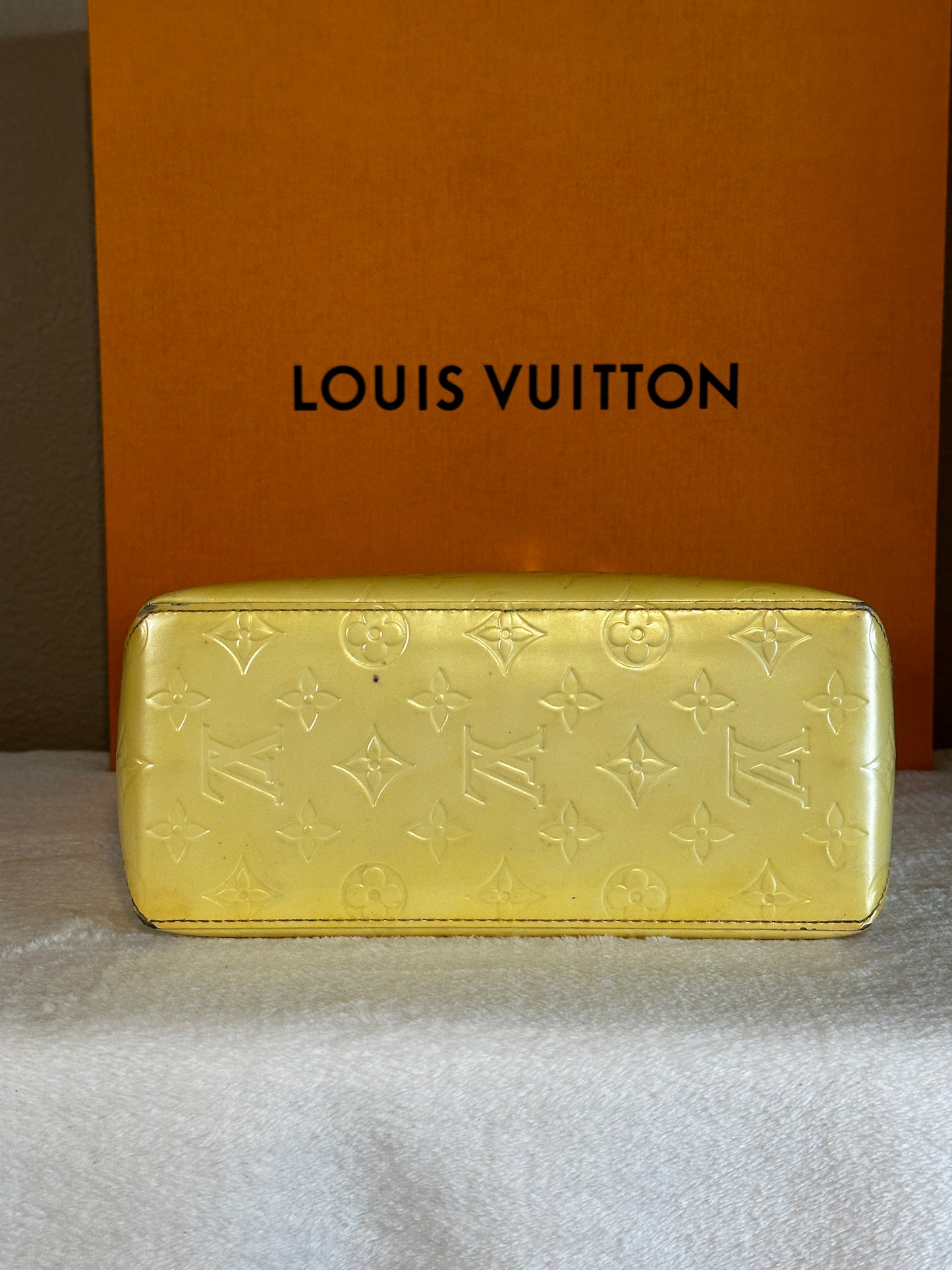 Authentic Louis Vuitton Pearl Vernis Reade PM Handbag & Compact Wallet Bundle Set