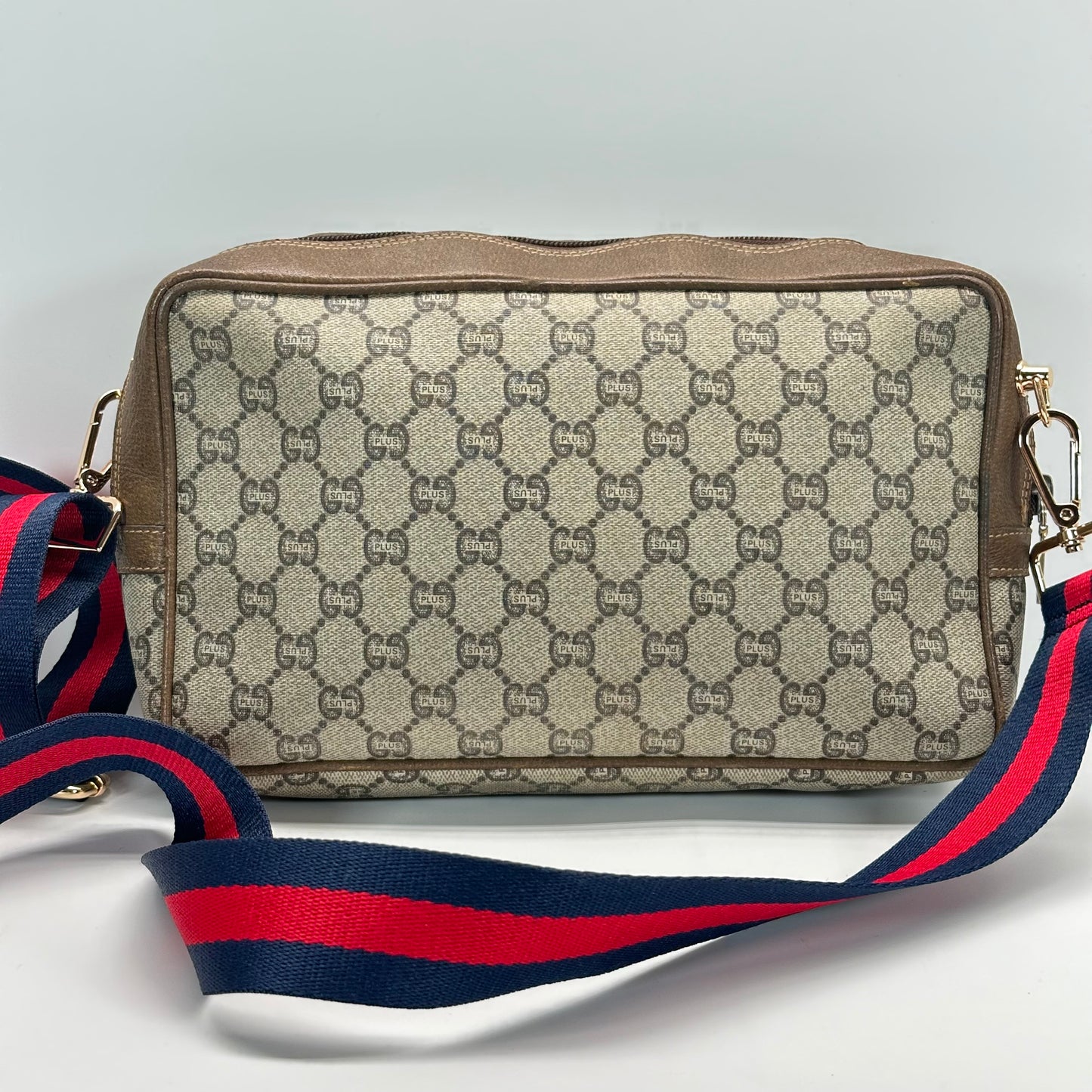Authentic GUCCI GG Canvas Zipper Pouch Crossbody