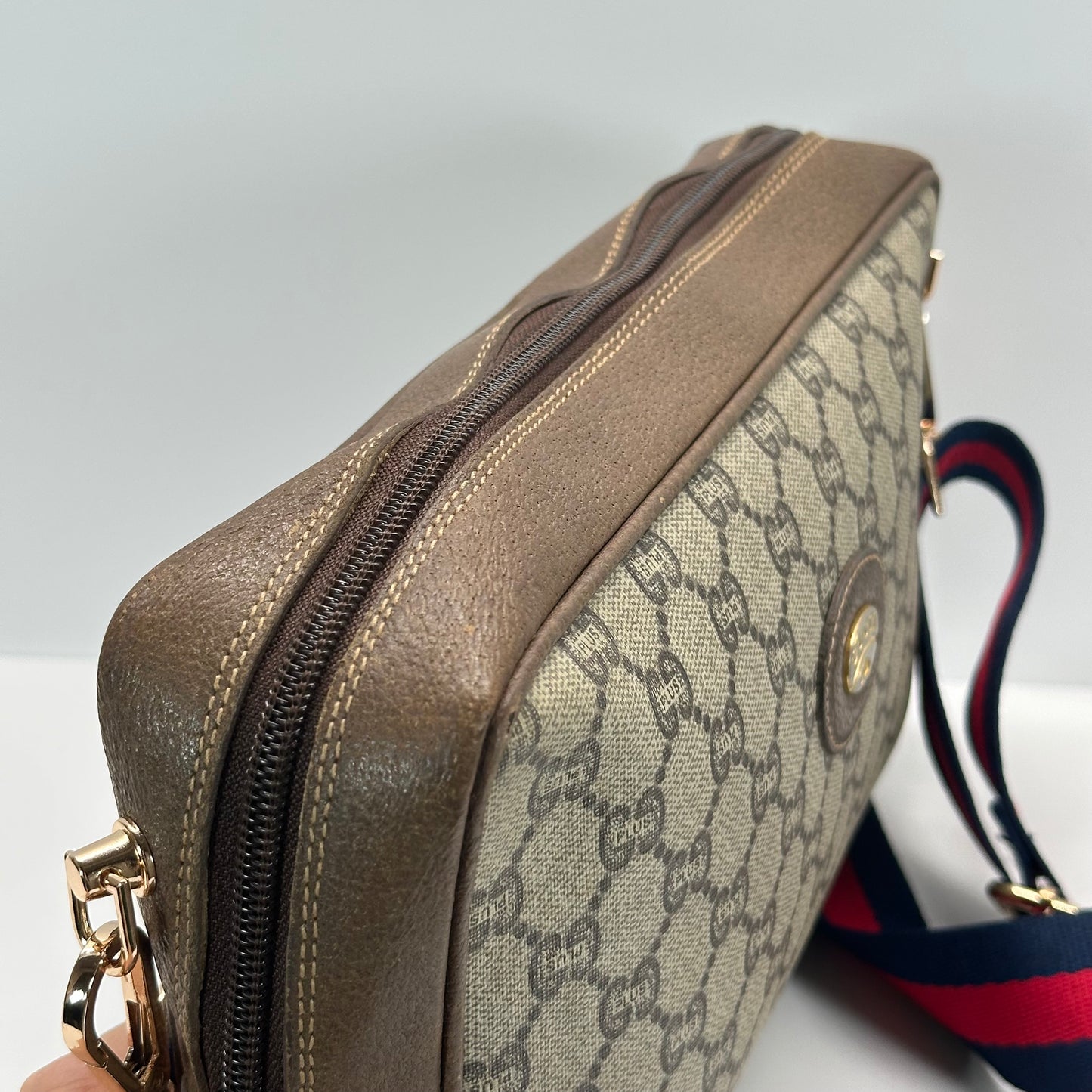 Authentic GUCCI GG Canvas Zipper Pouch Crossbody