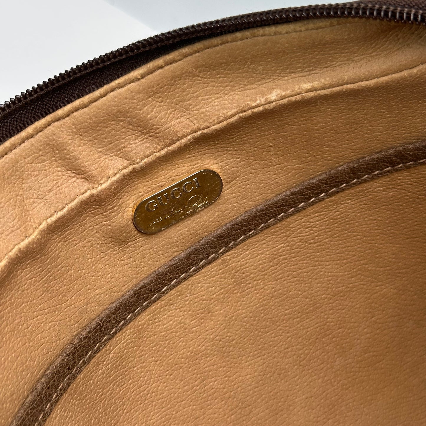 Authentic GUCCI GG Canvas Zipper Pouch Crossbody