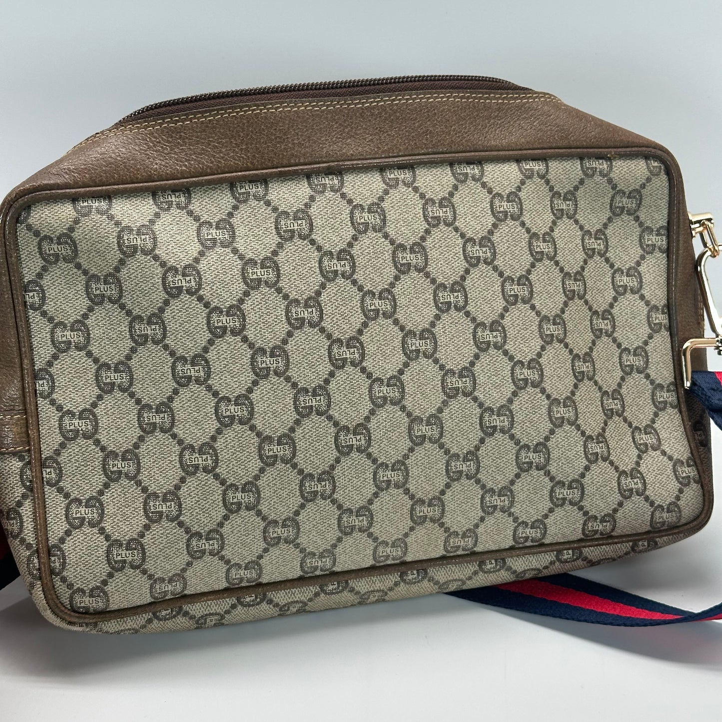 Authentic GUCCI GG Canvas Zipper Pouch Crossbody