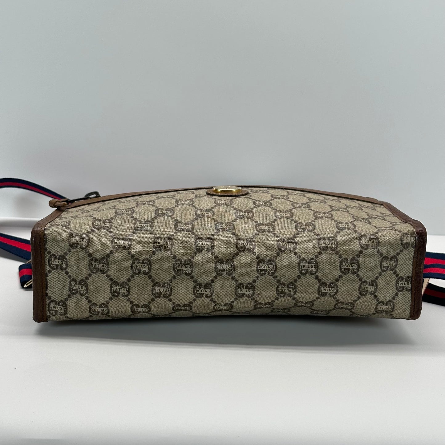 Authentic GUCCI GG Canvas Zipper Pouch Crossbody